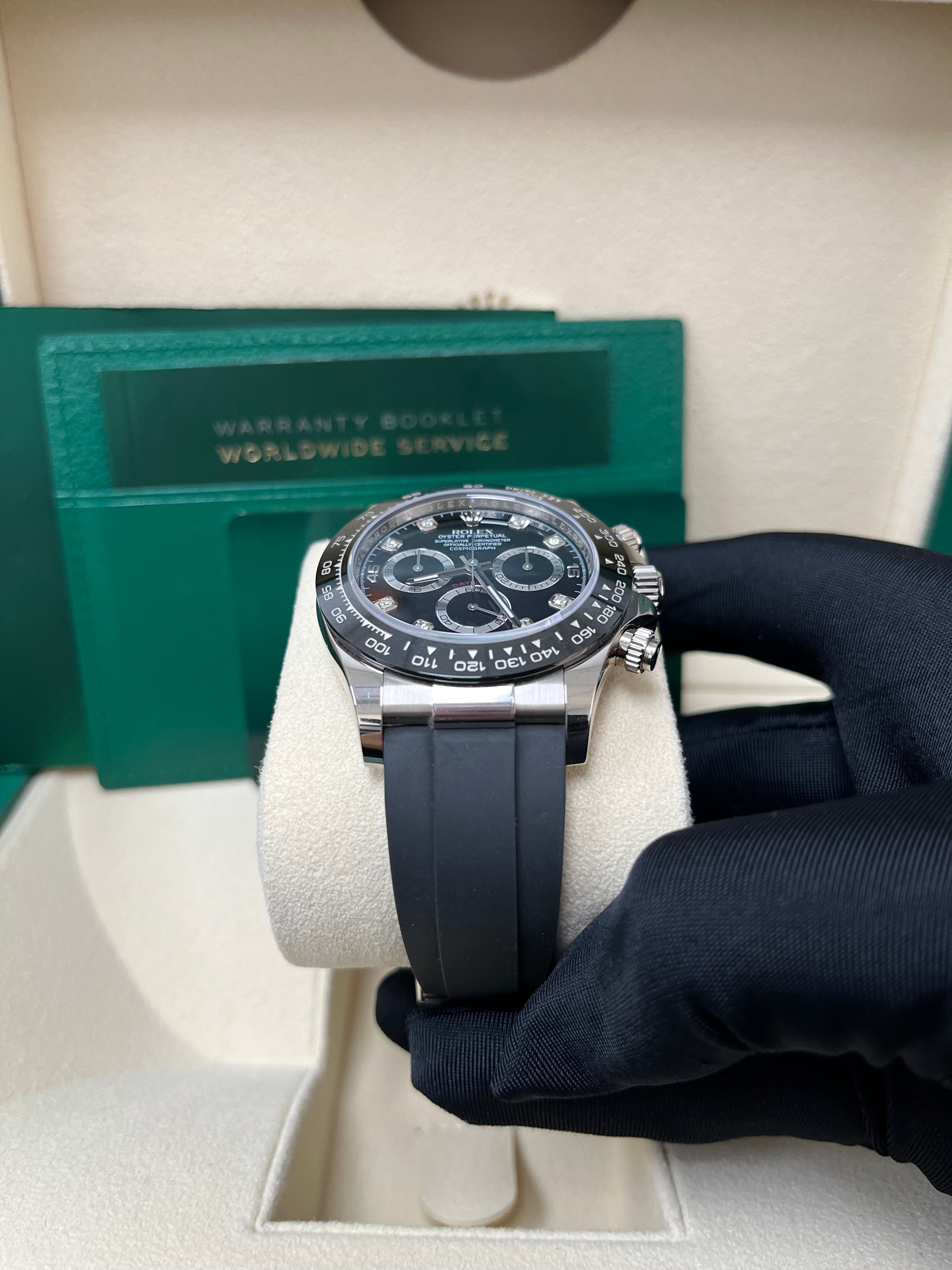 Rolex Daytona Cosmograph 116519LN - 40mm White Gold Watch with Black Diamond Dial & Oysterflex Band | Luxury Chronograph for Men | Perfect for Business, Gala Events & Collectors
