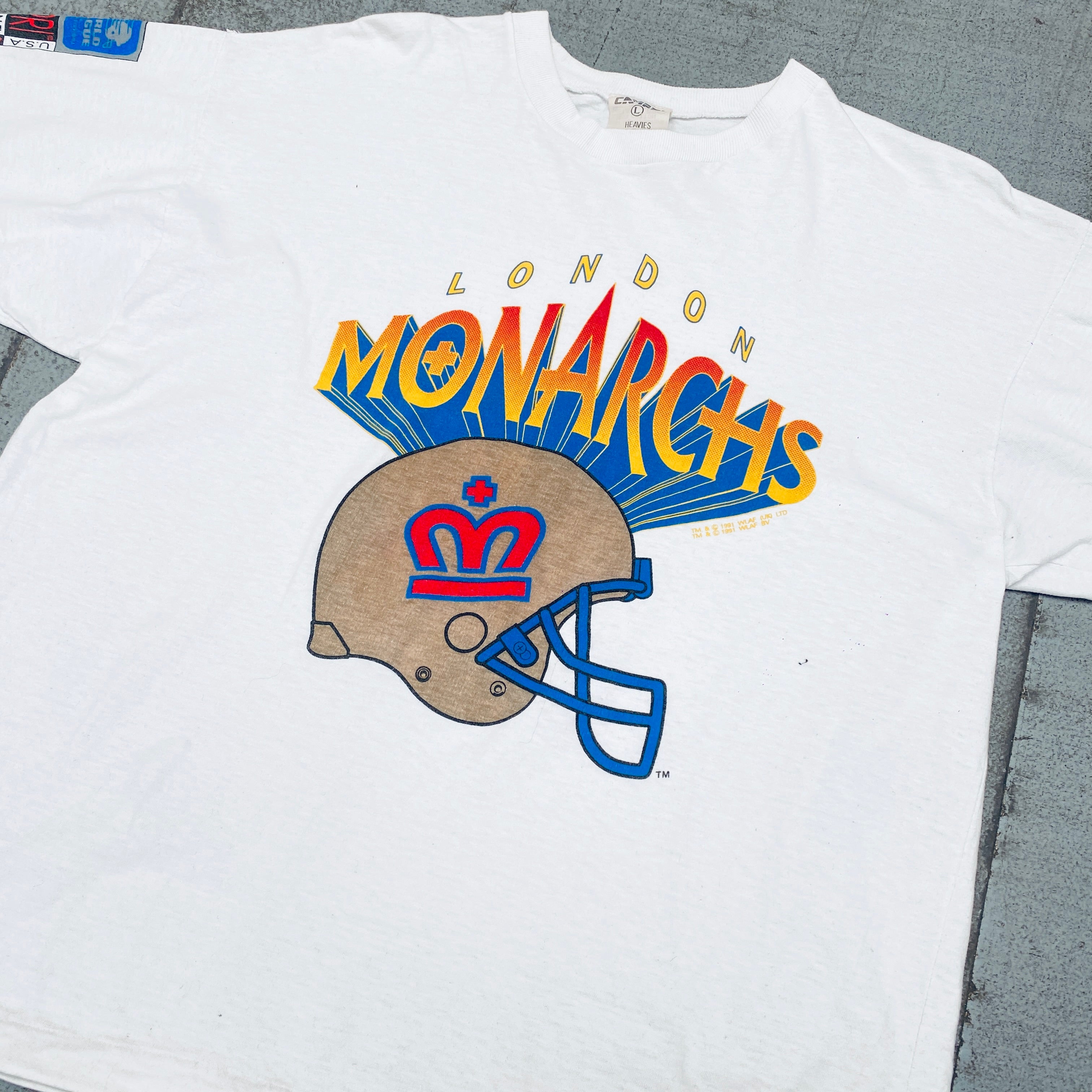 WLAF: Vintage 1991 London Monarchs Football Campri Graphic Spellout T-Shirt (Large) - Retro Sports Fan Gift & Game Day Outfit