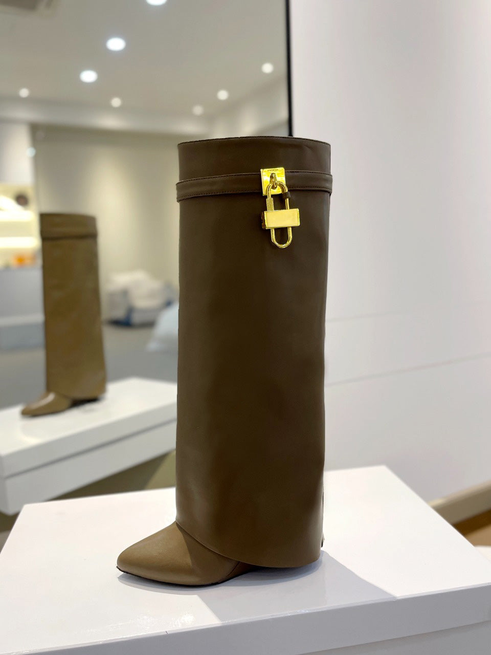 Gold Lock Long Boots for Women - Stylish Knee High Boots with Secure Lock Design - Perfect for Winter, Fall, and Fashion Outfits