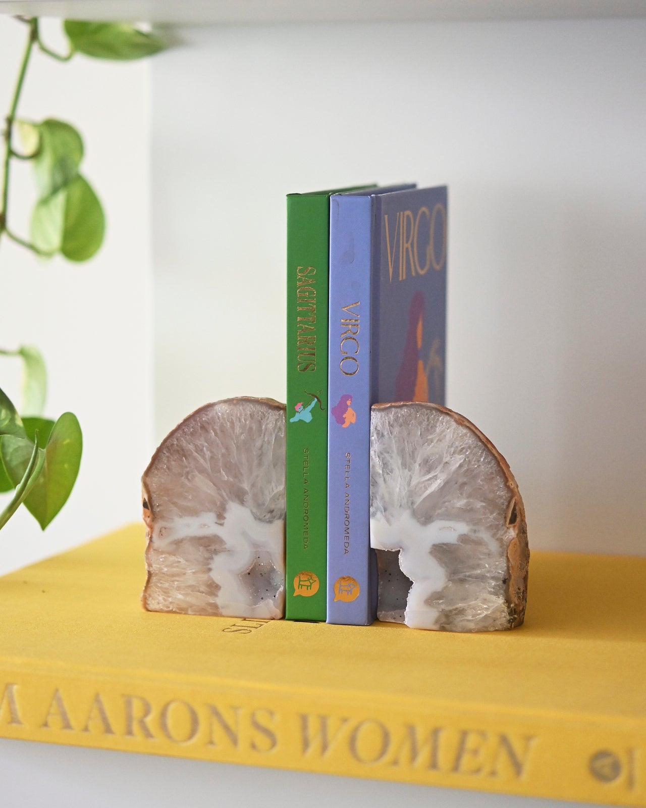 Handcrafted Agate Bookends Set - Natural Stone Book Holder for Shelves, Home & Office Decor - Perfect for Organizing Books, Displaying Crystals & Enhancing Feng Shui