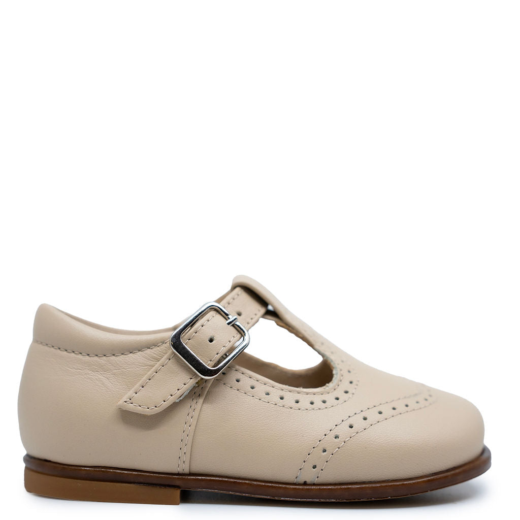 Beberlis Genuine Leather Wingtip Baby Shoes – Classic & Stylish First Walkers for Boys & Girls – Perfect for Special Occasions, Christenings & Photo Shoots
