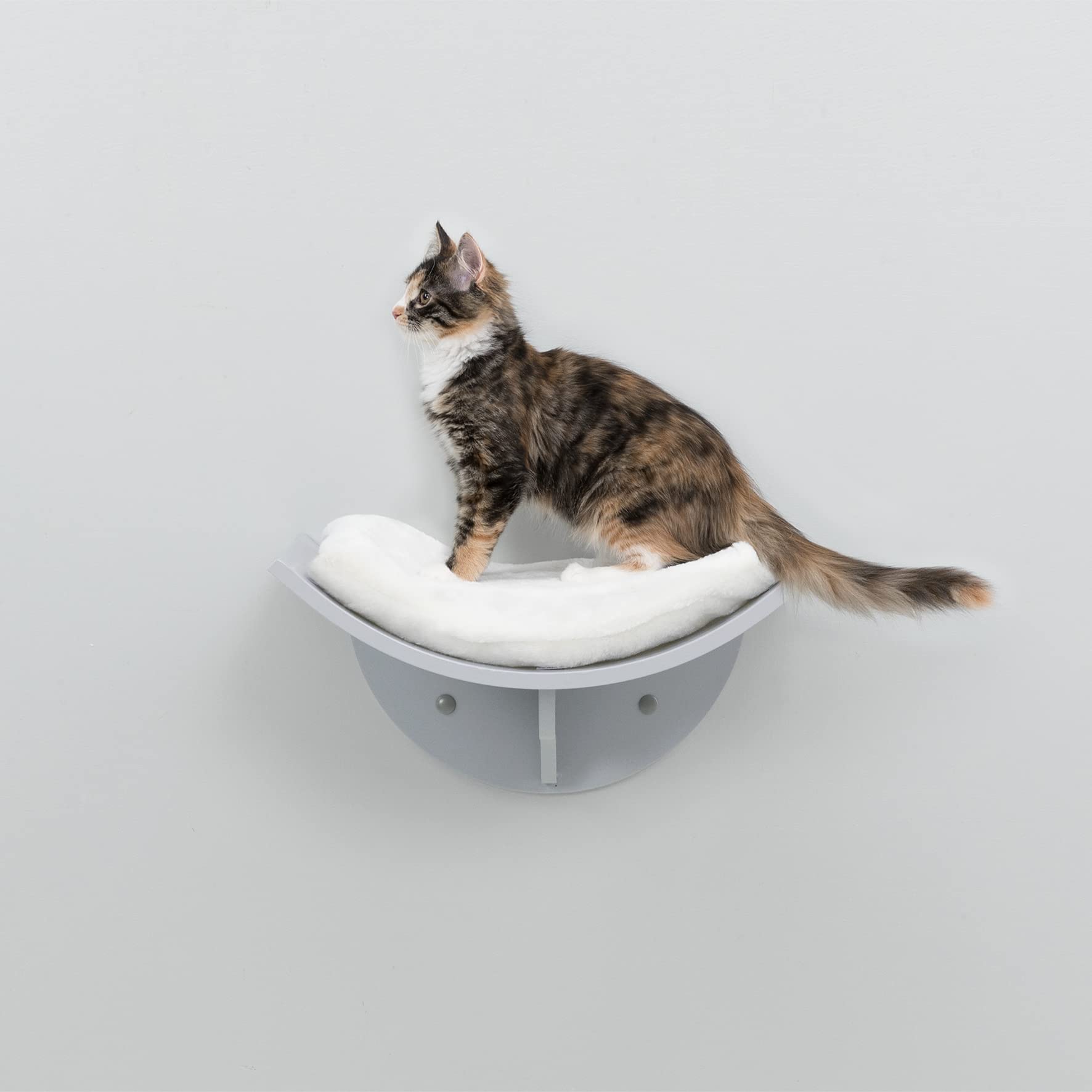 TRIXIE Lorena Wall Mount Cat Perch & Shelf - Gray 9