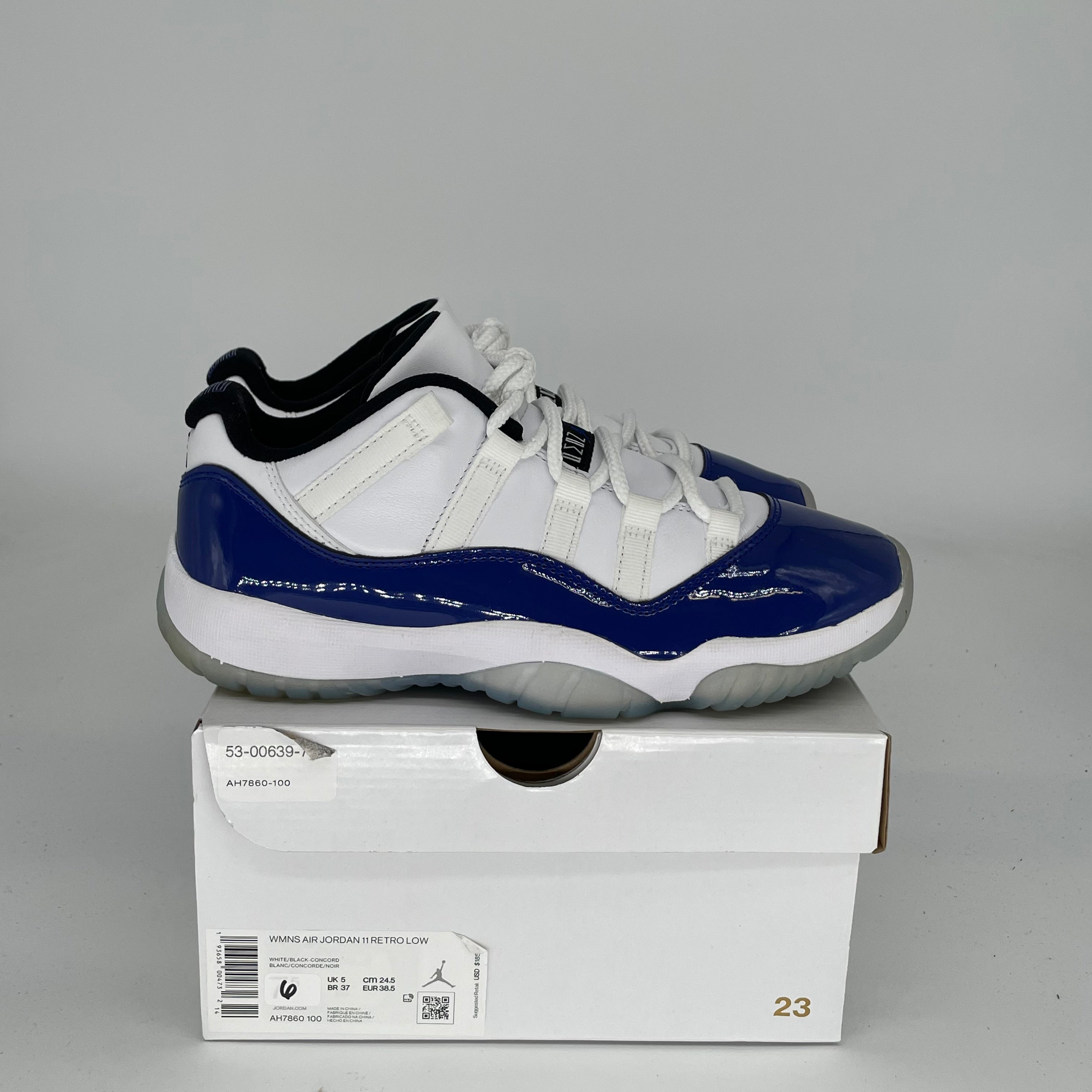 **Nike Air Jordan 11 Low White Concord Women's Shoes Size 6/7.5W AH7860-100 – Stylish Sneakers for Casual Wear, Gym & Street Fashion**