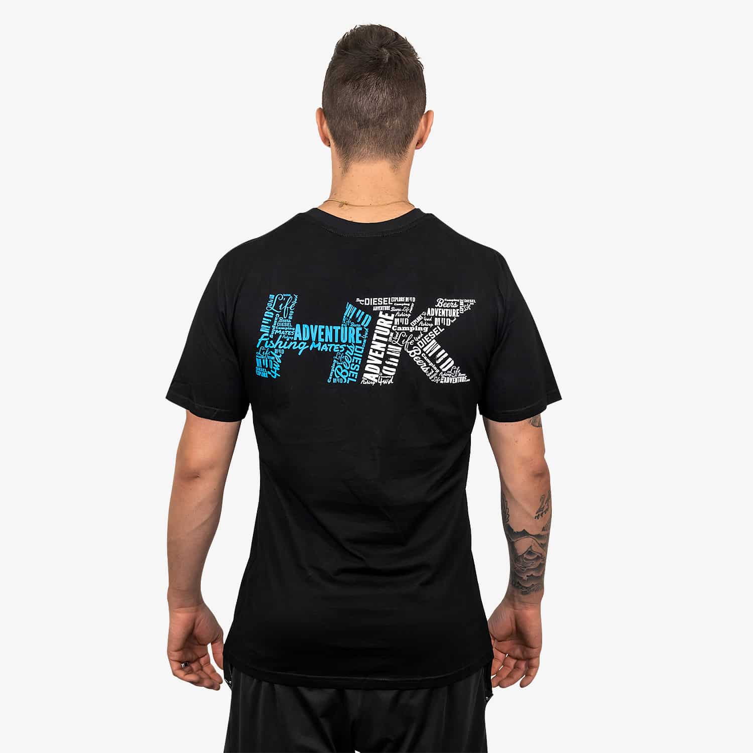 Unisex T-Shirt with Hong Kong Words - Stylish & Comfortable Casual Wear for Everyday Outfits