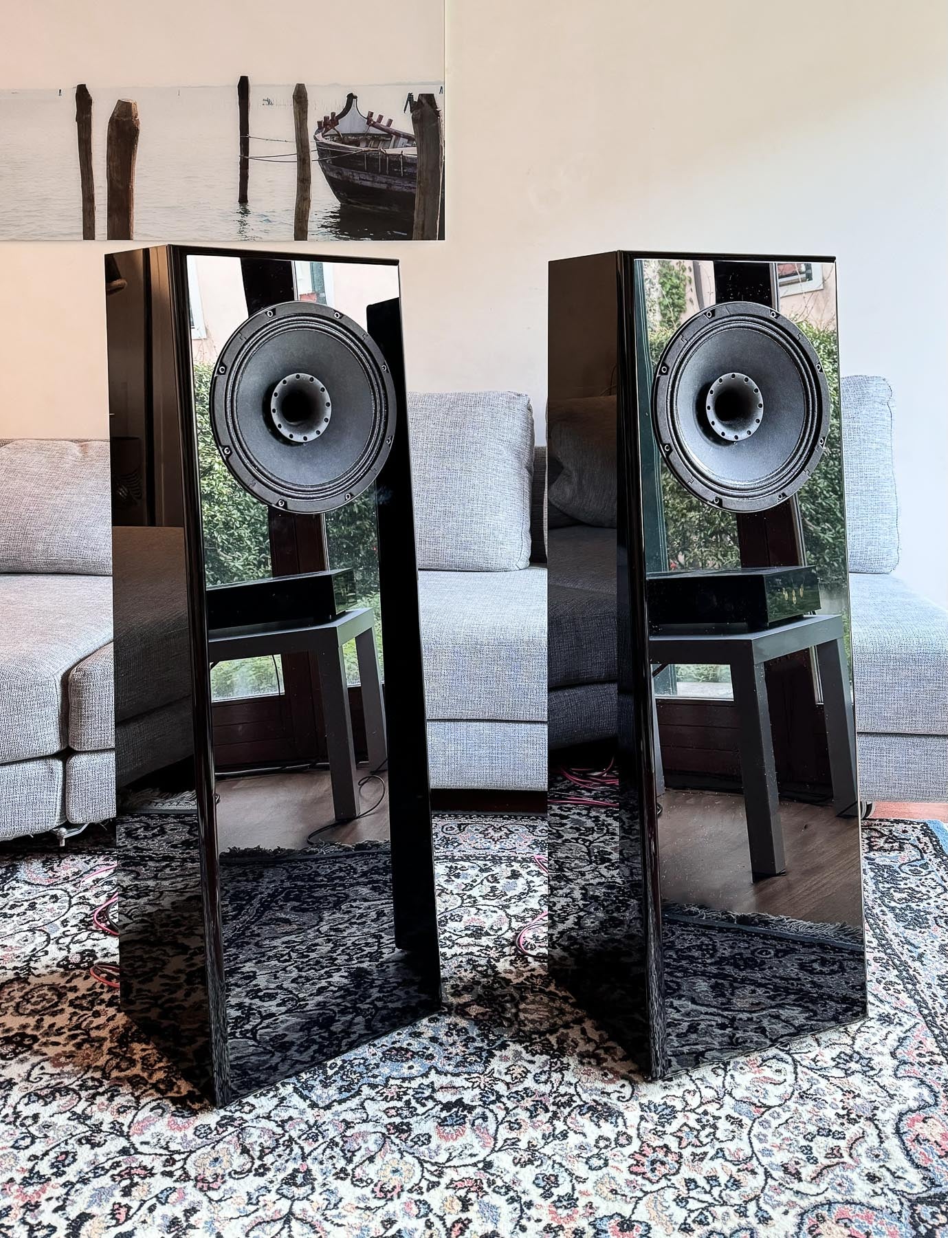 Daniel Hertz Amber Midnight High-Fidelity Bookshelf Speakers - Premium Audio for Home Theater, Music & Gaming - Perfect for Living Rooms, Studios & Offices