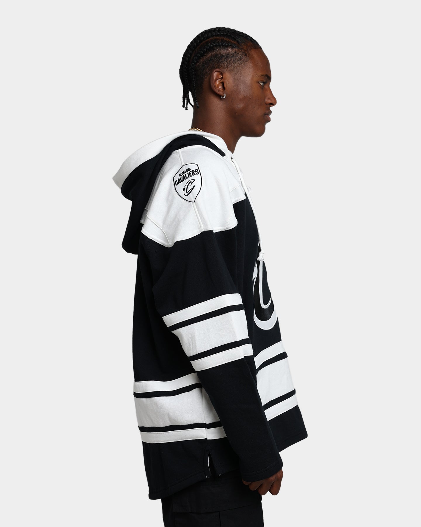 47 Brand Cleveland Cavaliers Superior Lacer Hoodie - Men's NBA Basketball Pullover Sweatshirt (Jet Black) - Perfect for Game Day, Casual Wear & Fan Apparel