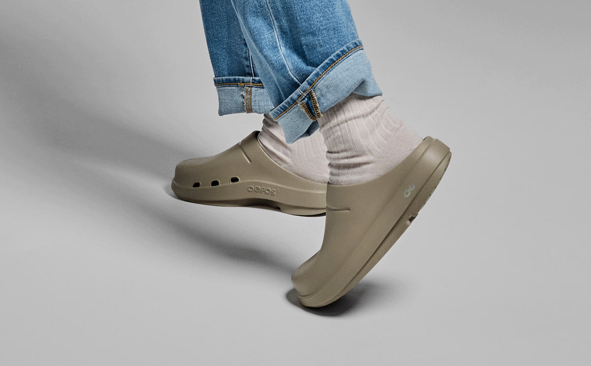 OOcloog Women's Comfortable Clog Shoes - Slip-Resistant & Lightweight for Walking, Gardening & Casual Wear | Nomad Collection
