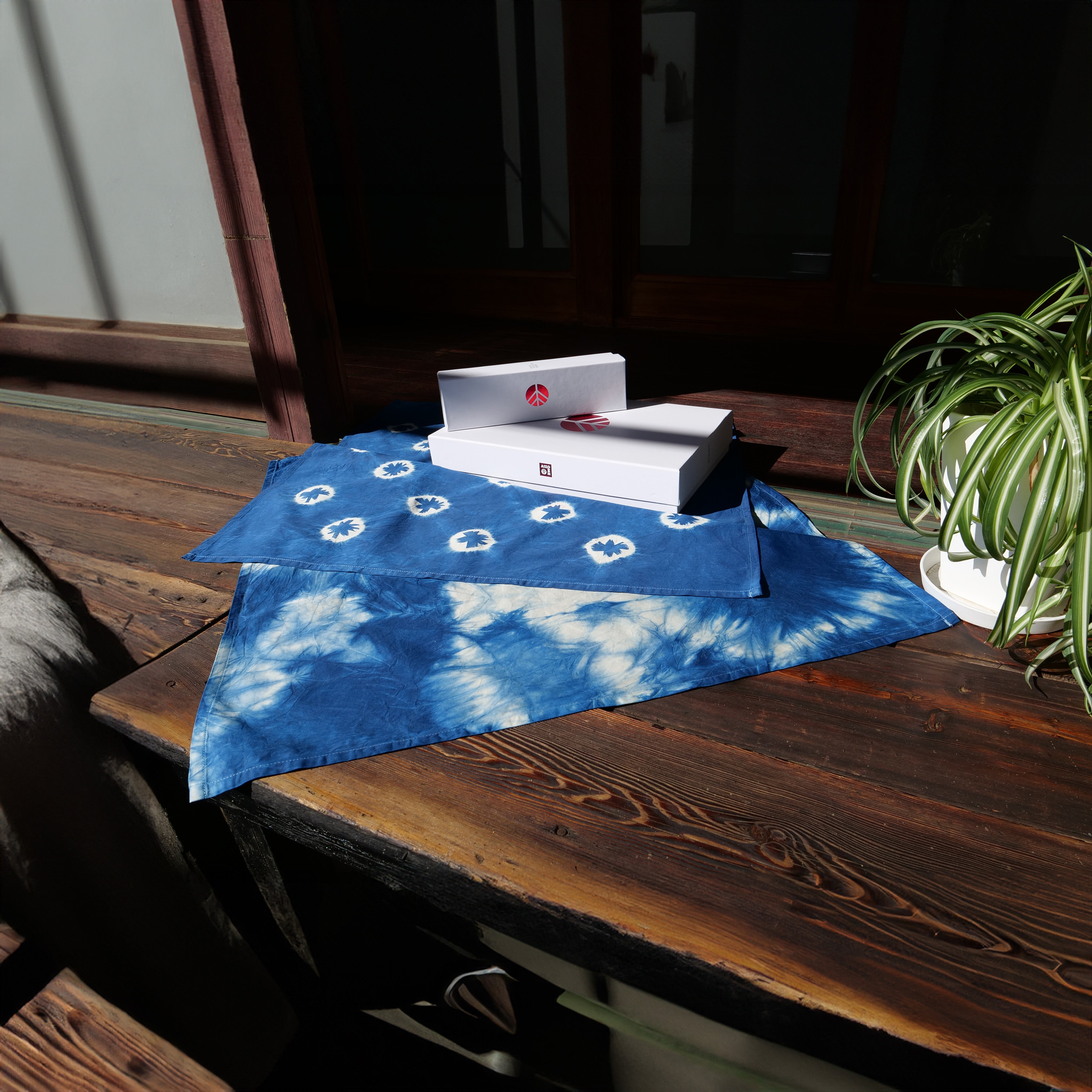 Eco-Friendly Japanese Furoshiki Wrapping Cloth - Reusable Gift Wrap & Sustainable Fabric for Presents, Shopping Bags, and Home Decor