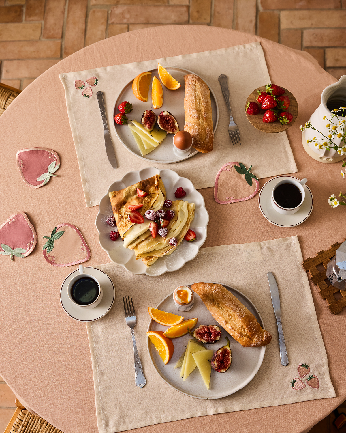 Strawberry Fruit Placemats Set of 4 - Non-Slip Table Mats for Dining, Kitchen, Picnic & Party Decor - Washable PVC Place Mats for Home & Outdoor Use