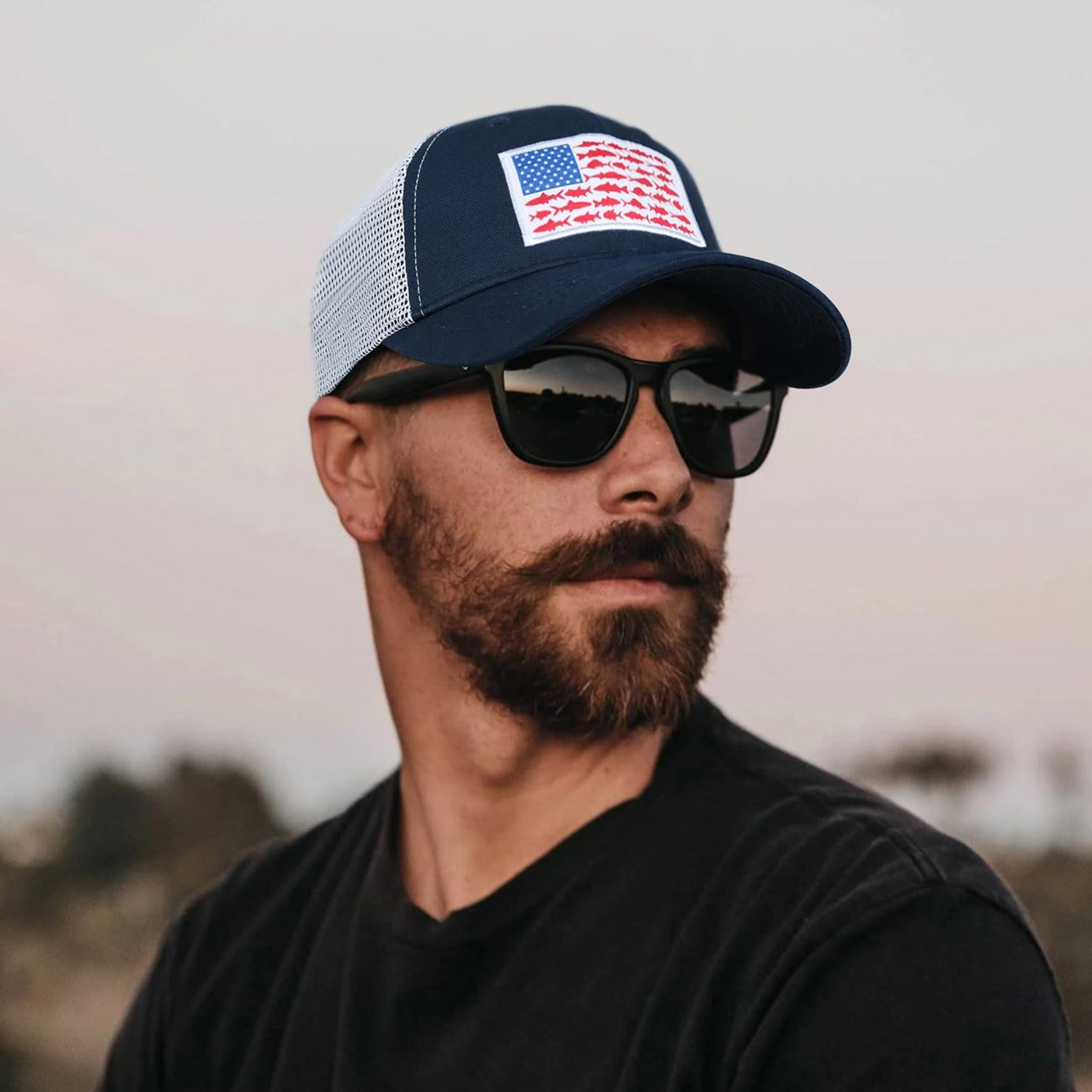 American Fish Flag Trucker Hats for Men - Adjustable Snapback Fishing Caps - Best Outdoor Gifts for Anglers & Camping Enthusiasts - Perfect for Fishing Trips, Hiking & Casual Wear