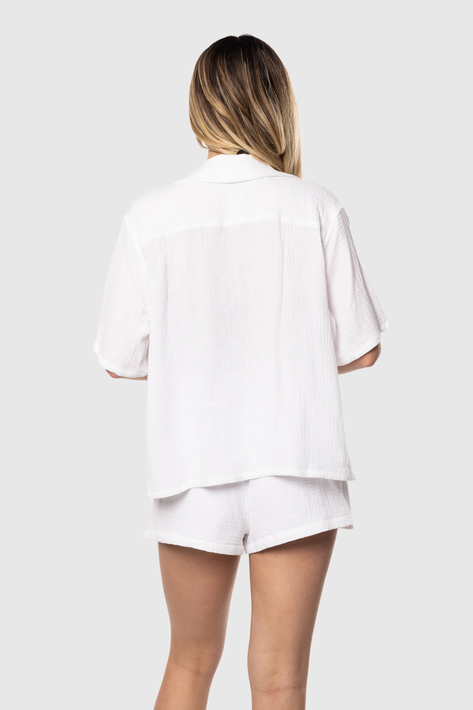Breeze Shirt - Lightweight & Breathable Summer Top for Men & Women | Perfect for Outdoor Activities, Travel & Casual Wear