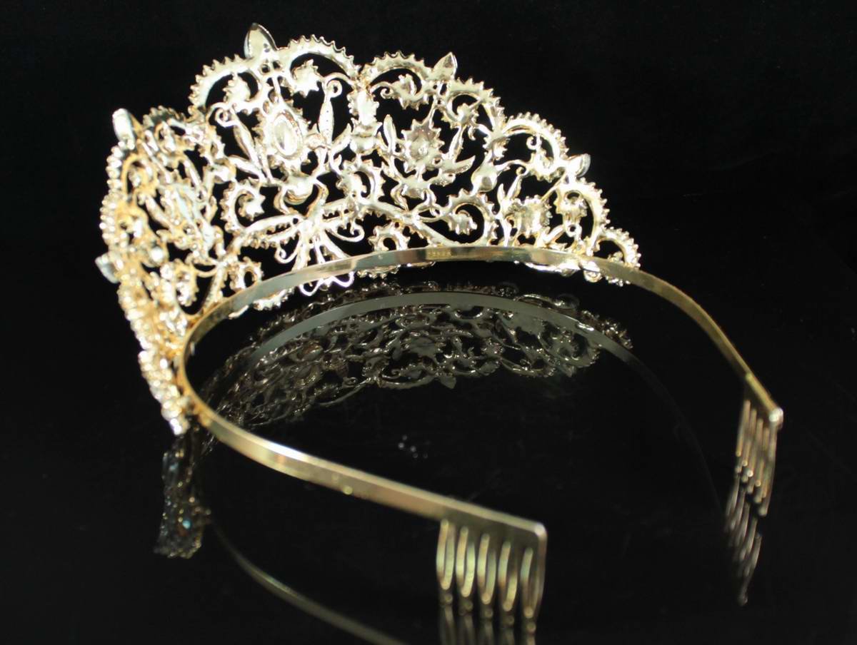 Victorian Clear White Austrian Rhinestone Crystal Tiara Crown with Hair Combs - Elegant Princess Queen Headband for Weddings, Prom, Pageants, Beauty Contests & Birthday Parties (T1505)
