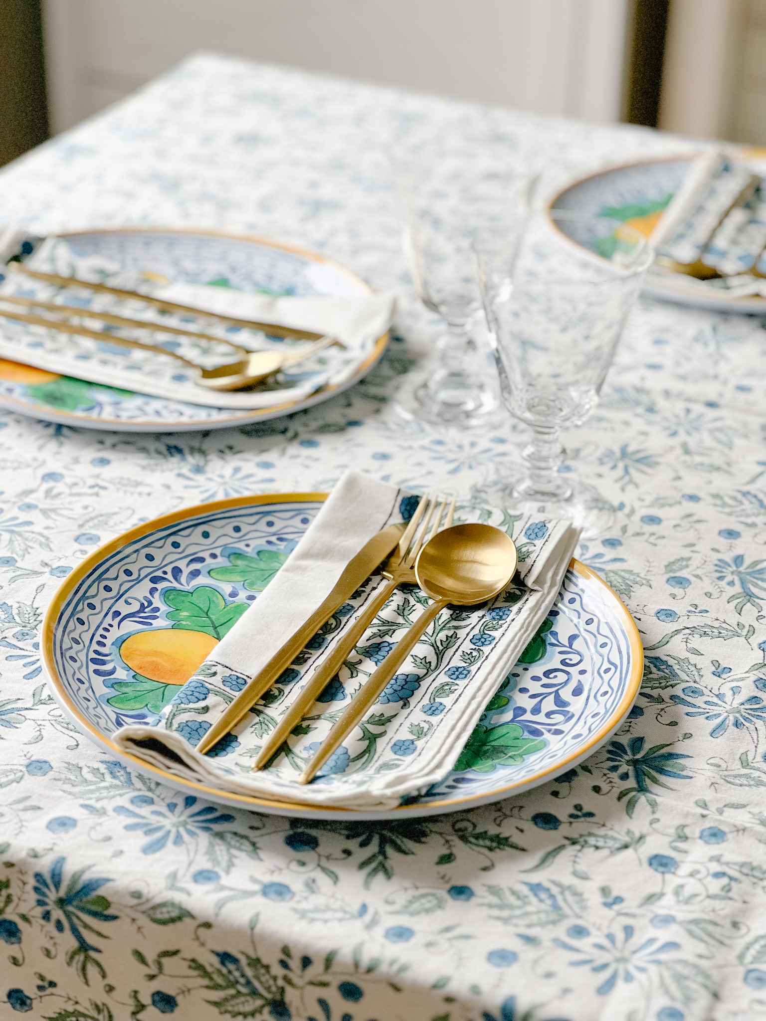 Stella Maris Premium Tablecloth - Elegant Linen Dining Table Cover for Home, Restaurant & Party Decor - Perfect for Weddings, Holidays & Special Occasions