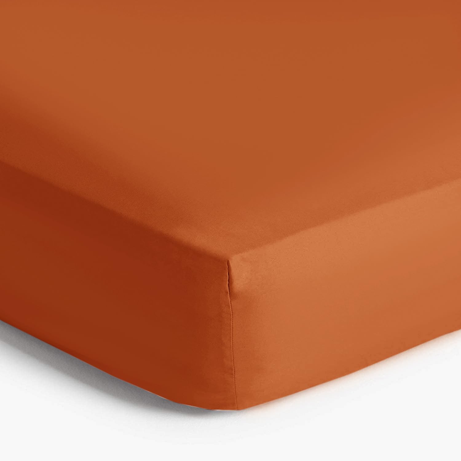 IR Imperial Rooms Queen Size Fitted Sheet - 16 Inch Deep Pocket, Premium 1800 Soft Microfiber, Shrink & Fade Resistant, All-Around Elastic (Rust) - Perfect for Guest Rooms, Vacation Homes & Dorm Rooms