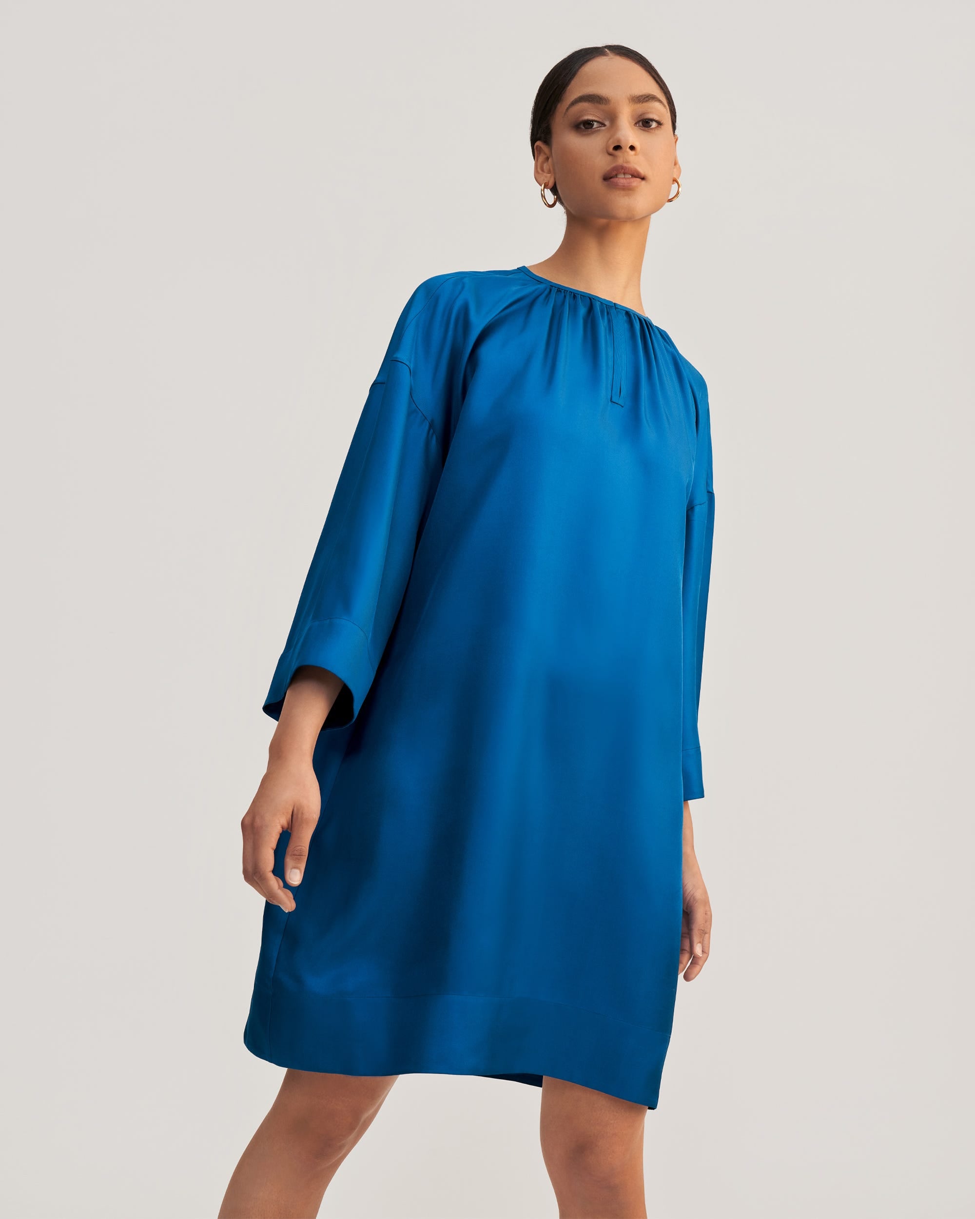 Luxury Silk Twill Oversized Dress for Women - Elegant Loose Fit Maxi Dress - Perfect for Casual Outings, Beach Vacations & Evening Events