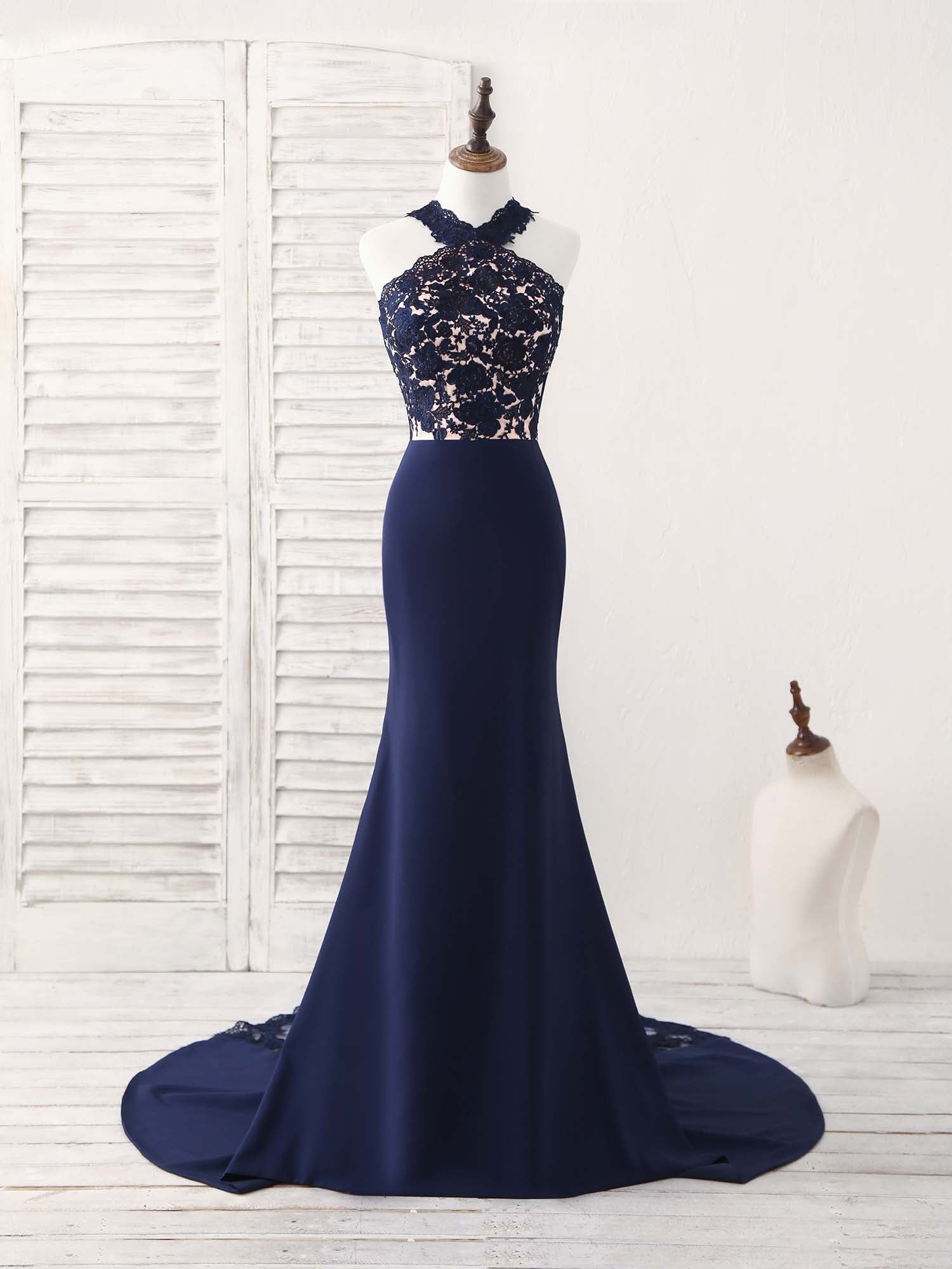 Elegant Burgundy Lace Mermaid Long Prom Dress for Women - Formal Evening Gown for Bridesmaids, Homecoming, and Special Occasions