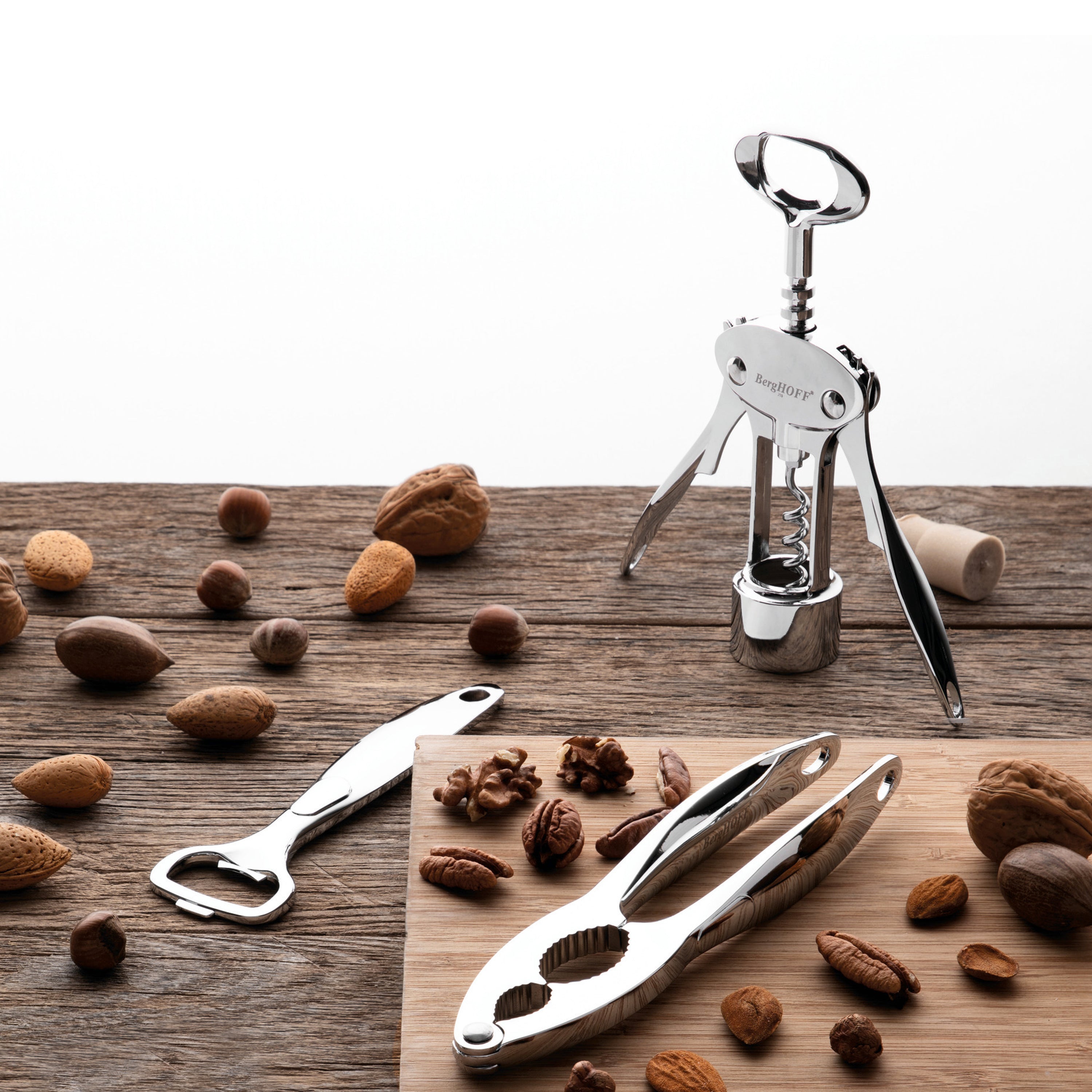 BergHOFF Essentials 6.75 Inch Cast Zinc Alloy Y Peeler - Professional Vegetable & Fruit Peeler for Kitchen, Potato Carrot Apple Peeling Tool - Perfect for Home Cooking, Meal Prep & Professional Chefs