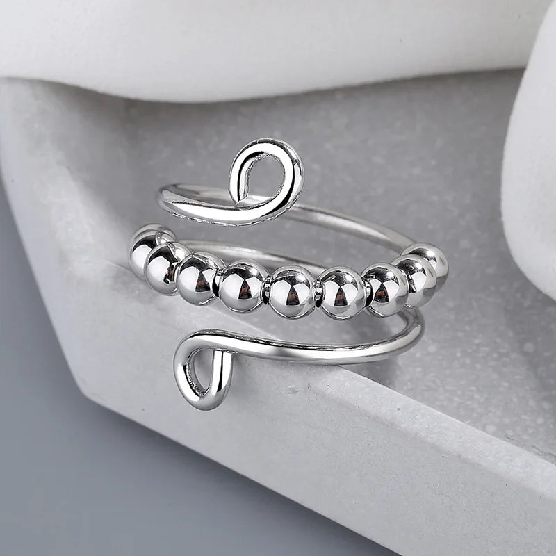 Anxiety Relief Ring with Daisy Flower & Butterfly Design - Stress Relief Jewelry for Women - Perfect for Anxiety, Meditation & Everyday Wear