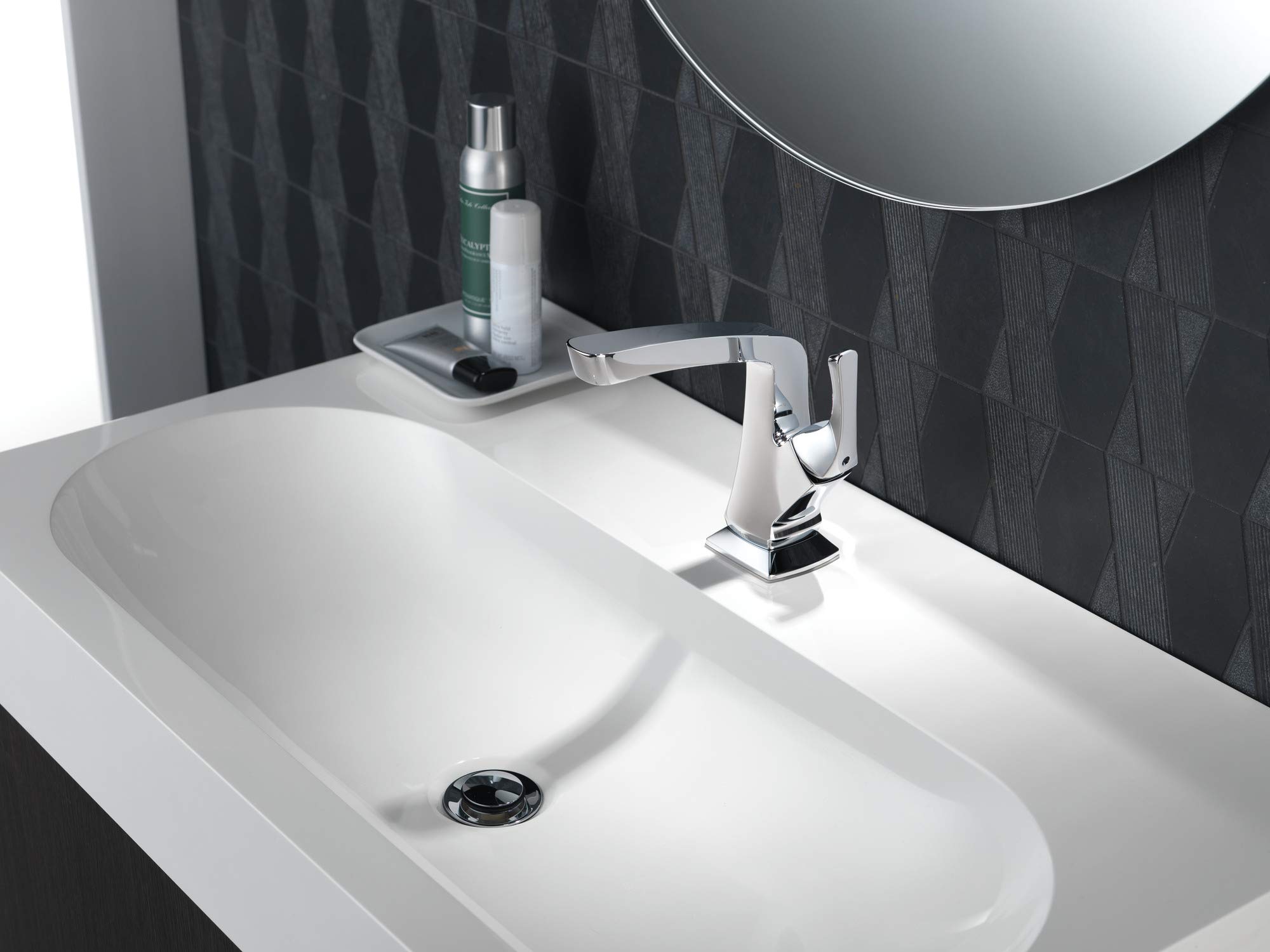 Delta Vesna Single Handle Bathroom Faucet Chrome - Single Hole Bathroom Sink Faucet with Drain Assembly & Worry-Free Drain Catch (Model 15789LF) - Perfect for Modern Bathrooms, Small Spaces & Vanity Sinks