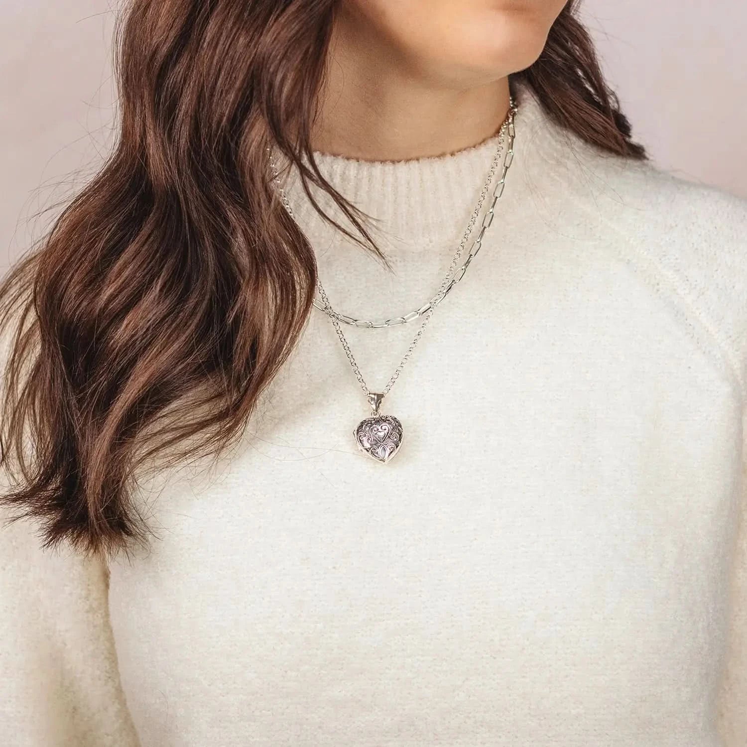 Elegant Filigree Heart Locket Necklace in Sterling Silver - Custom Photo Insert & Engraving - Perfect for Valentine's Day Gifts & Anniversary Presents