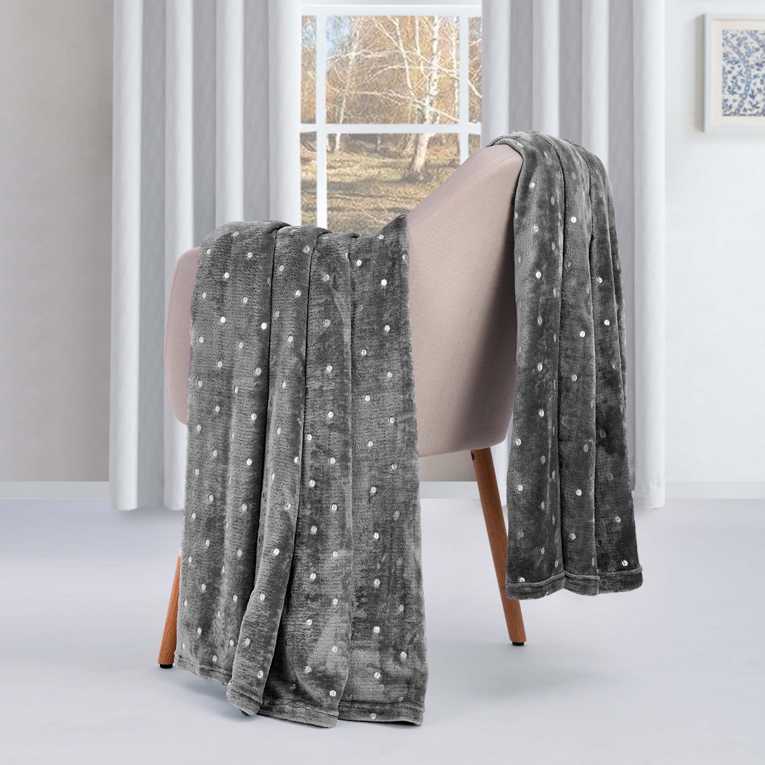 CozySoft Fleece Plush Blanket - Medium Weight, Ultra Soft & Fluffy - Perfect for Sofa, Bed, Couch & Home Decor - Warm Throw Blanket for Winter, Gifts & Cozy Nights