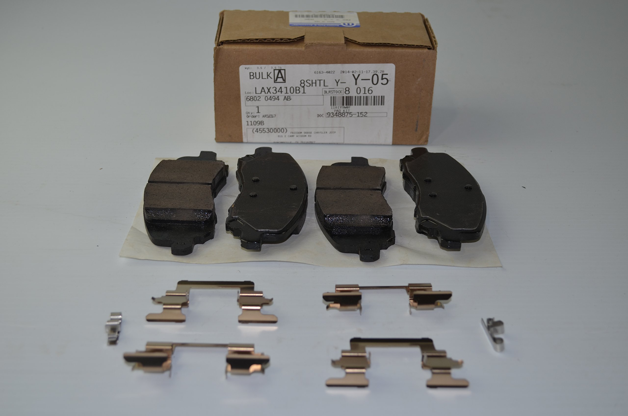 Mopar 68020494AB Front Disc Brake Pad Kit - High Performance Brake Pads for Dodge, Jeep, Chrysler Vehicles - Perfect for Off-Roading, Daily Commuting & Heavy-Duty Use