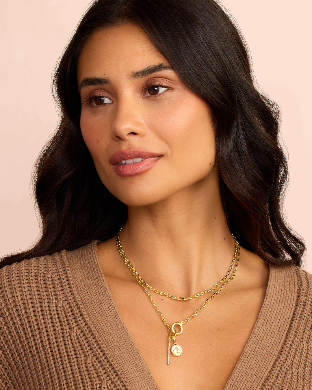 Shimmer Bar Parker Charm - Elegant and Stylish Jewelry for Women, Perfect for Parties, Weddings, and Special Occasions