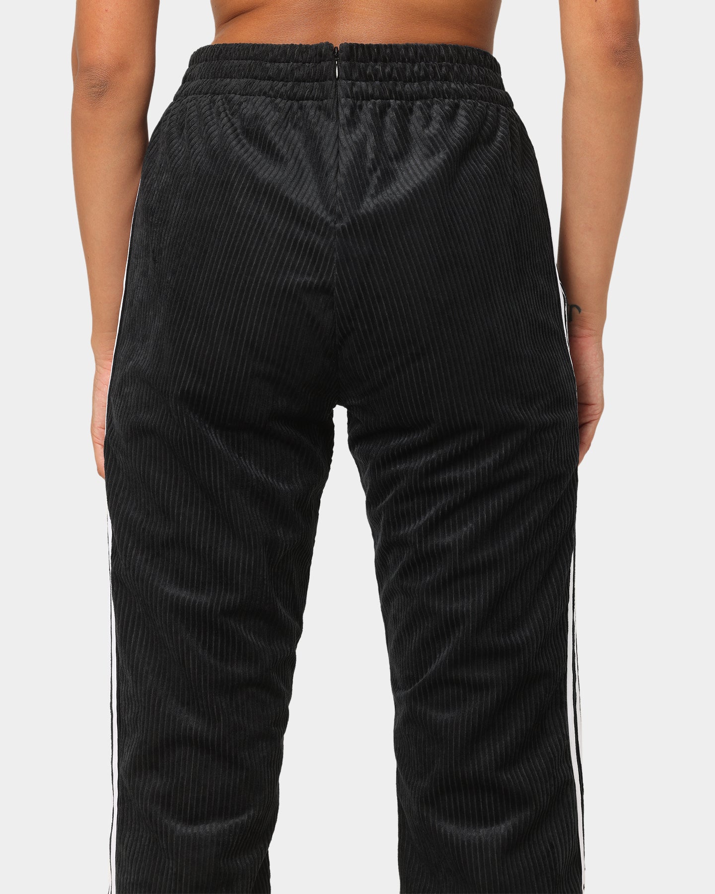 Adidas Women's Adicolour Classics Chunky Velour Pants - Black | Comfortable High Waisted Lounge Pants for Casual Wear, Yoga & Home Relaxation