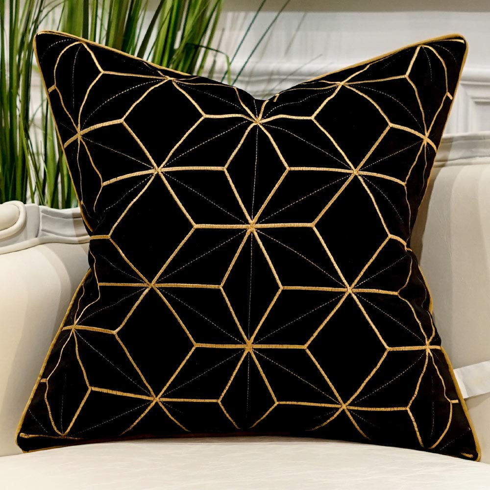 Avigers 18x18 Inch Black Gold Plaid Luxury European Throw Pillow Cover - Decorative Cushion Case for Sofa, Living Room, Bedroom & Car - Perfect for Home Decor, Gifts & Seasonal Styling