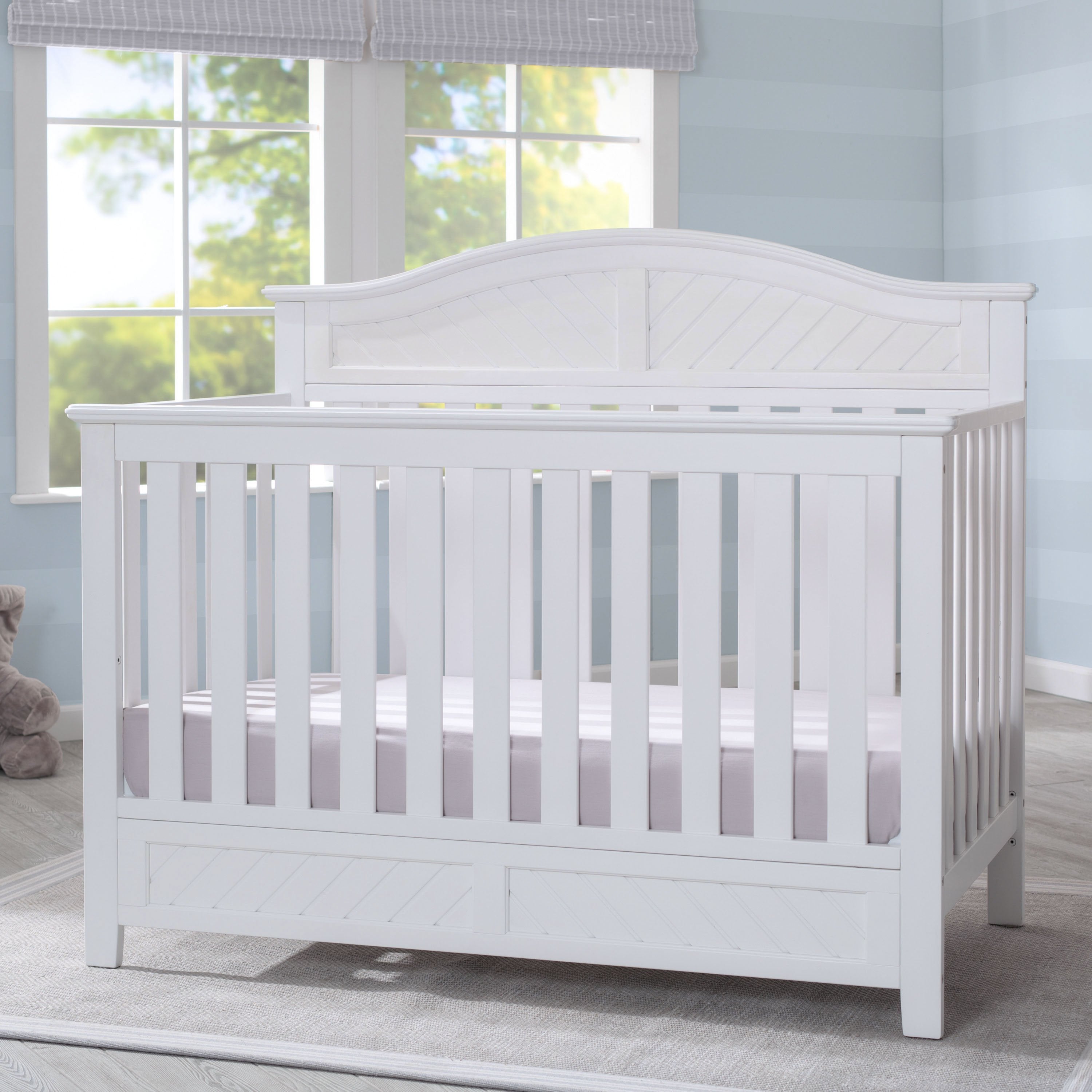 Bennington Elite Curved 4-in-1 Convertible Crib - Modern Nursery Furniture for Baby to Toddler Bed Transition | Perfect for Small Spaces & Stylish Nurseries