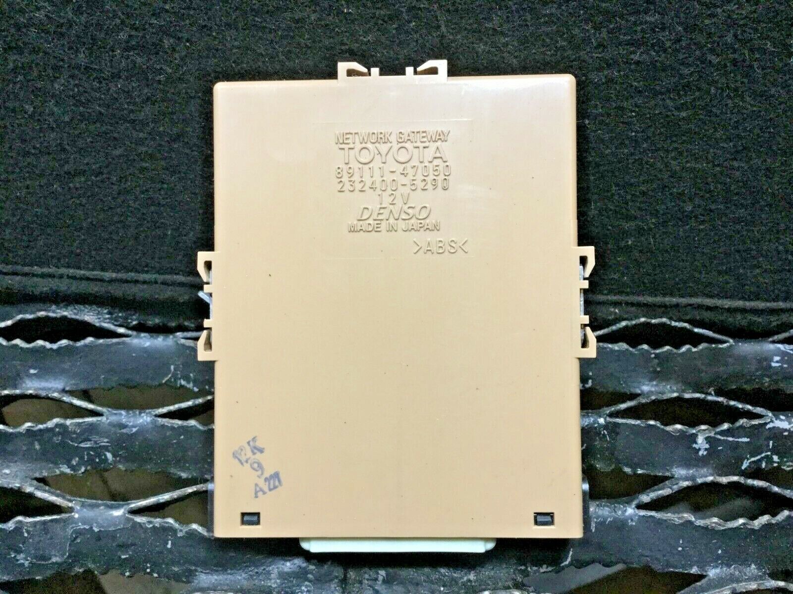 2005-2009 Toyota Prius OEM Multiplex Network Module Computer 89111-47050 - Replacement for Hybrid System Control - Perfect for Vehicle Diagnostics & Repair