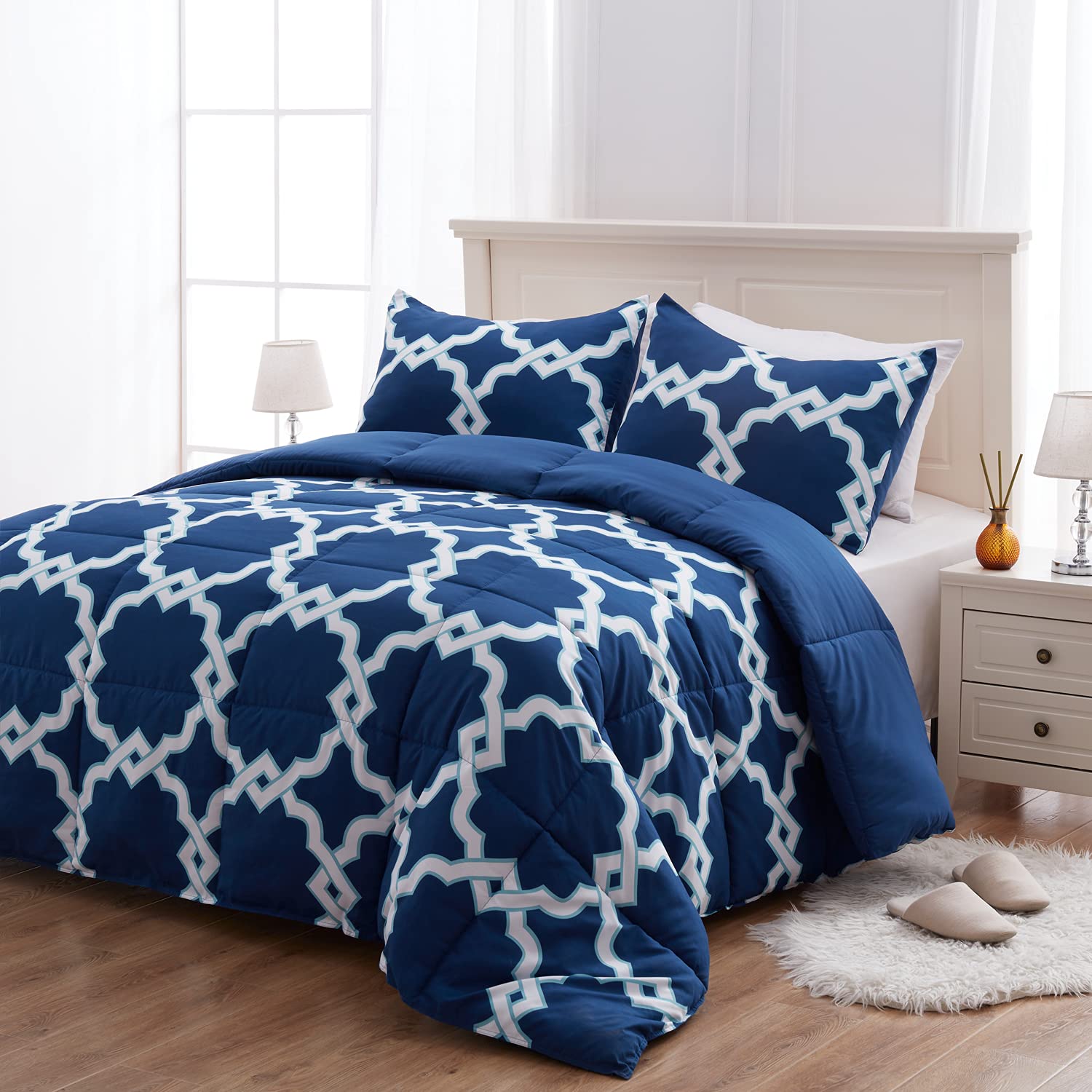 Premium King Size Comforter Set - Indigo Blue Bedding with 2 Pillow Shams (106×92 Inch) | Soft & Breathable for All Seasons | Perfect for Master Bedroom, Guest Room & Luxury Hotel Decor
