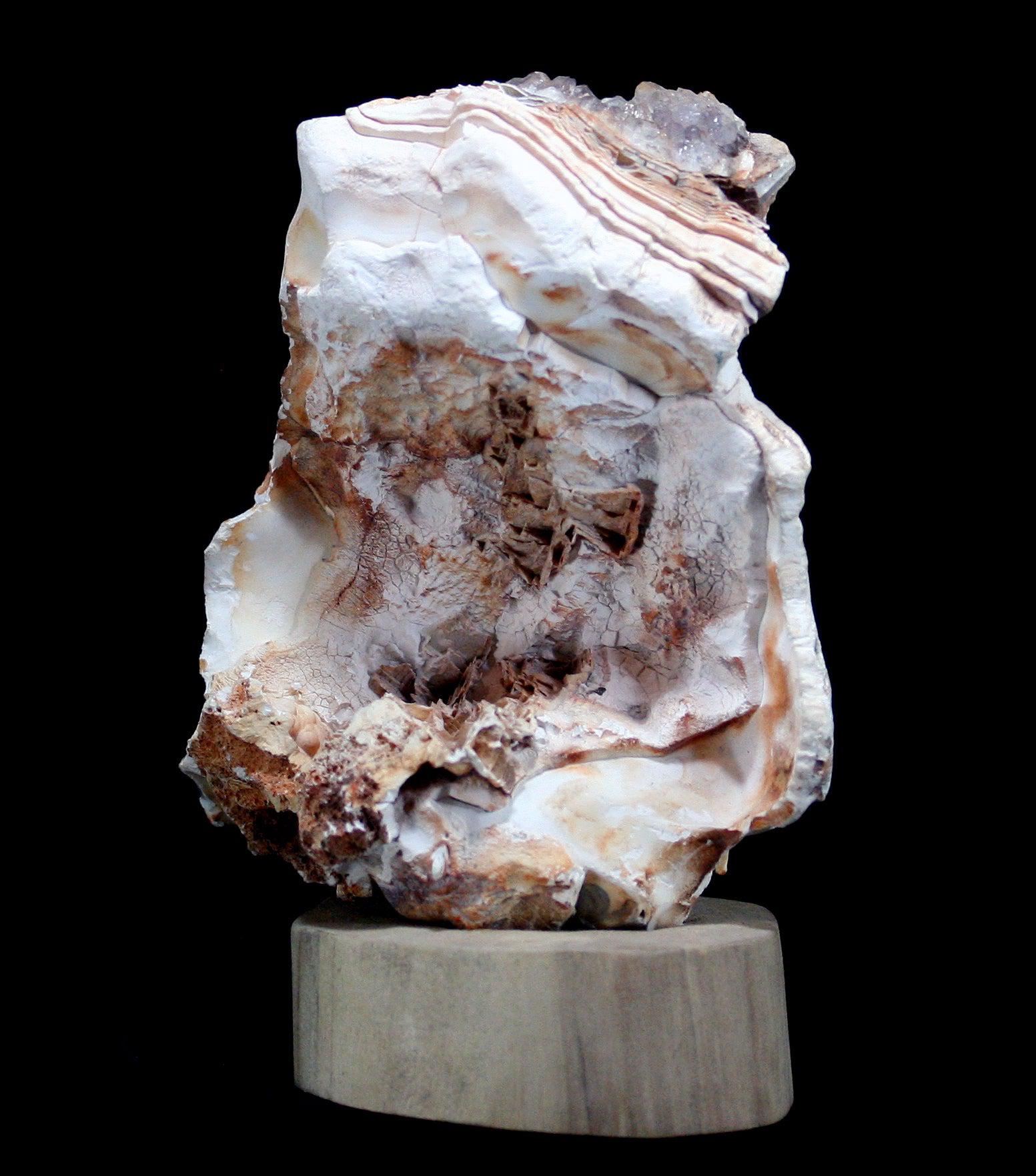 Natural Agate Crystal on Stand - Healing Stone Decor for Home, Office & Meditation | Perfect for Feng Shui, Gifts & Spiritual Spaces