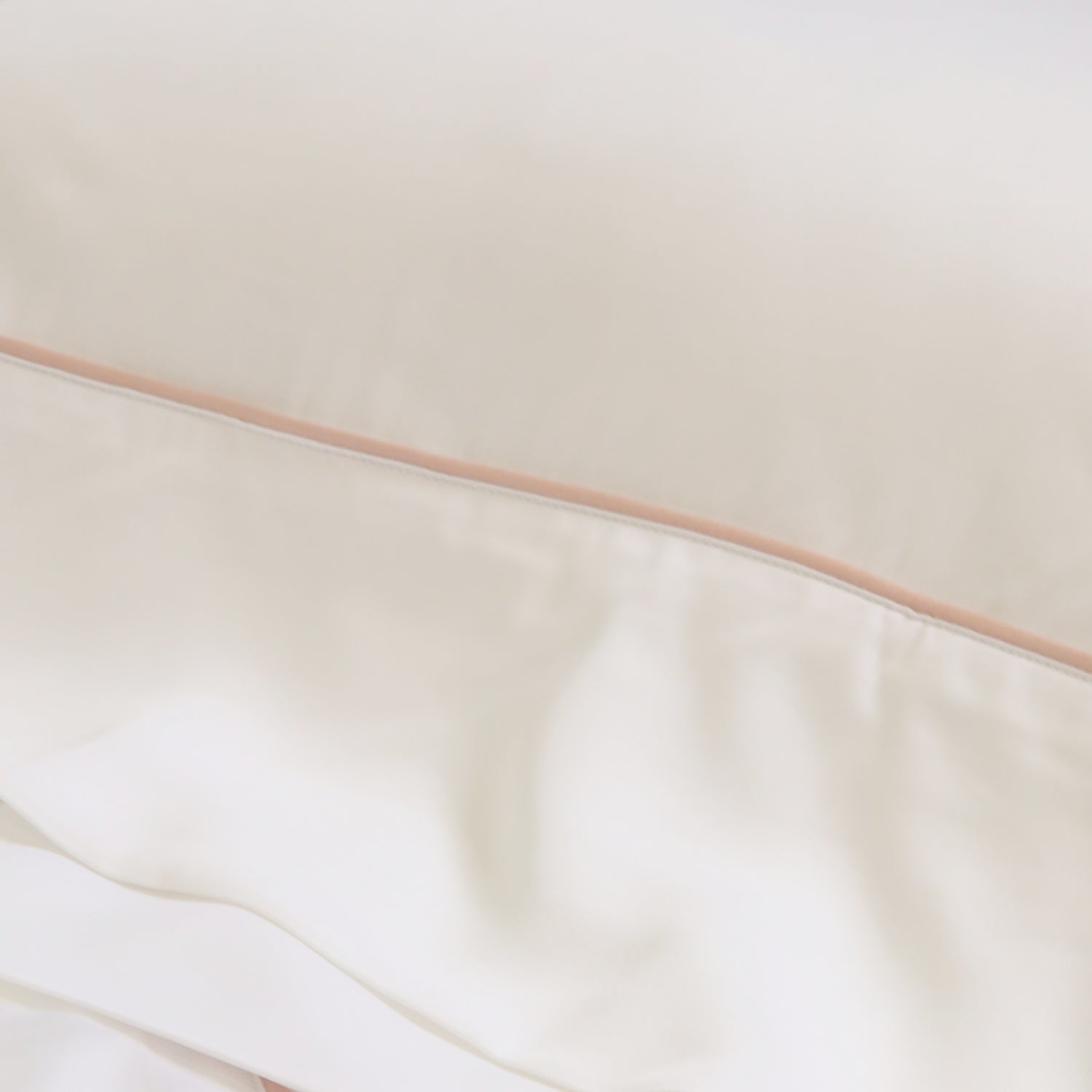 Premium Sheena Bamboo Sateen Sheet Set - Soft & Breathable Bedding for All Seasons - Perfect for Master Bedroom, Guest Room & Vacation Homes