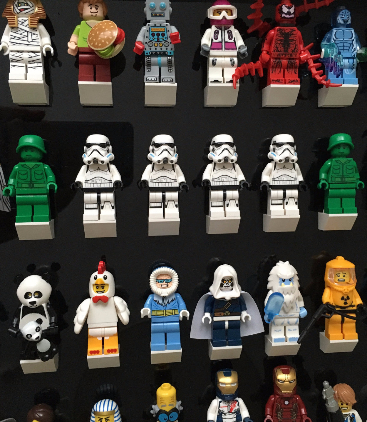 Black Edition Large Display Frame for 77 Lego® Minifigures - Perfect for Collectors, Home Decor & Office Showcase