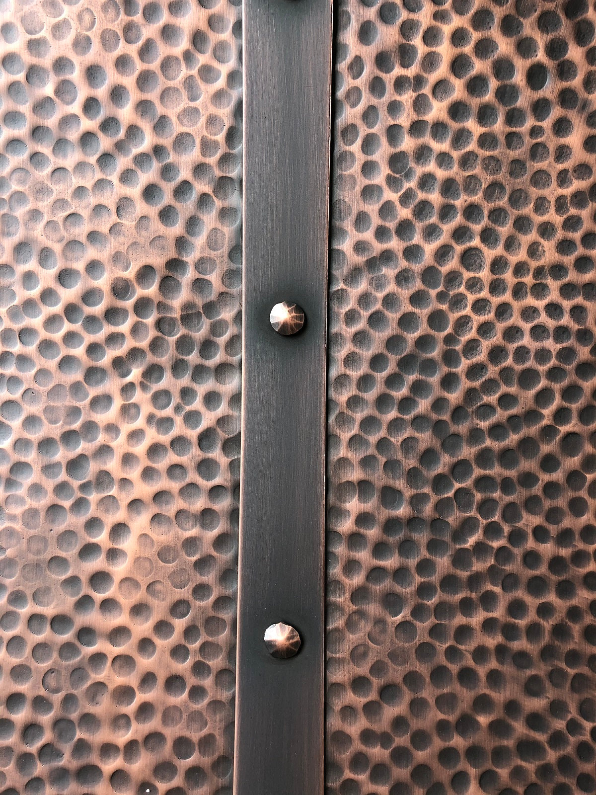 Custom Copper Range Hood for Gwenn - Handcrafted Kitchen Vent Hood - Premium Range Hood Cover - Perfect for Modern Farmhouse & Luxury Kitchens