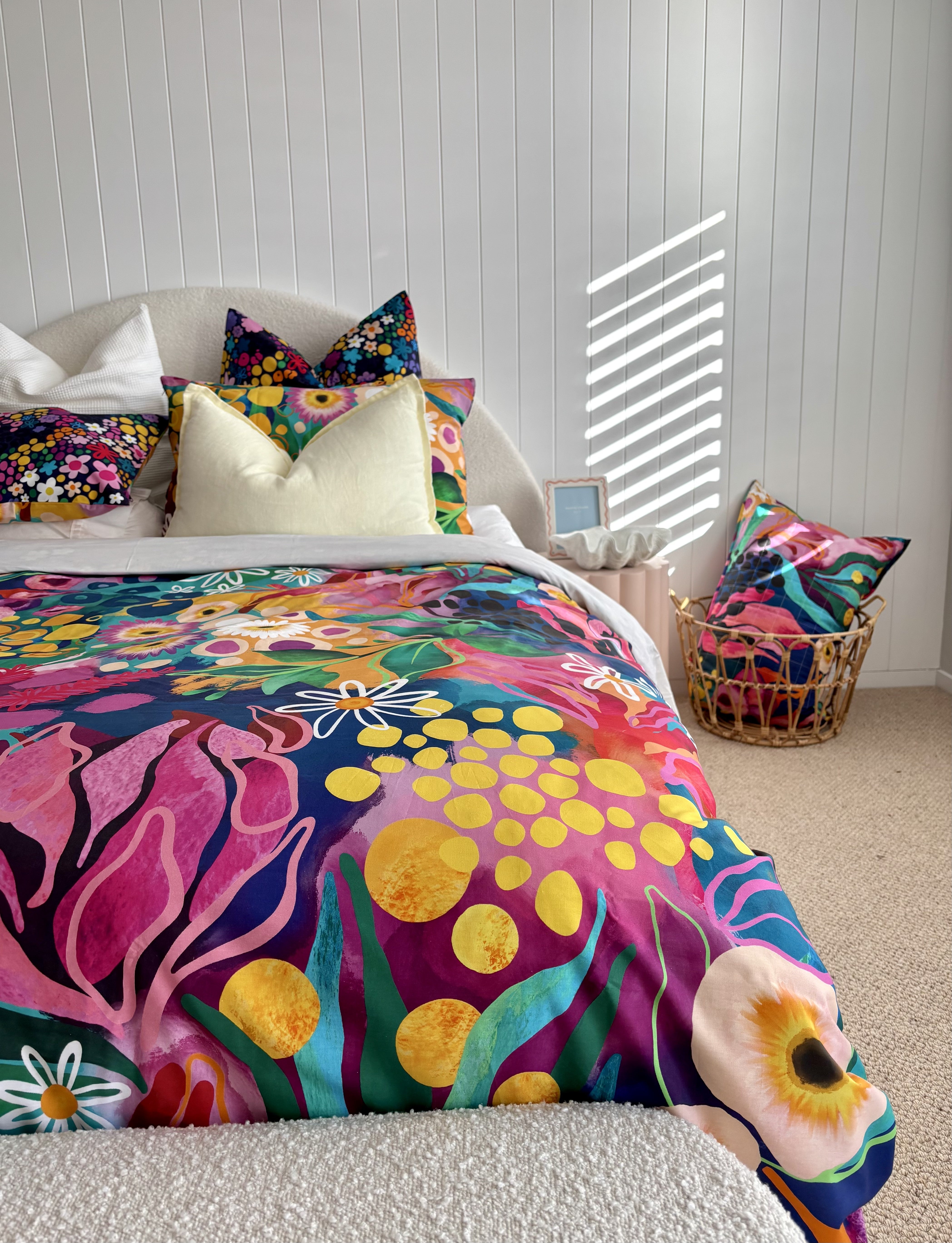 Kasey Rainbow Matilda Quilt Cover Set - Soft & Stylish Bedding for Cozy Nights - Perfect for Master Bedrooms, Guest Rooms & Dorm Decor