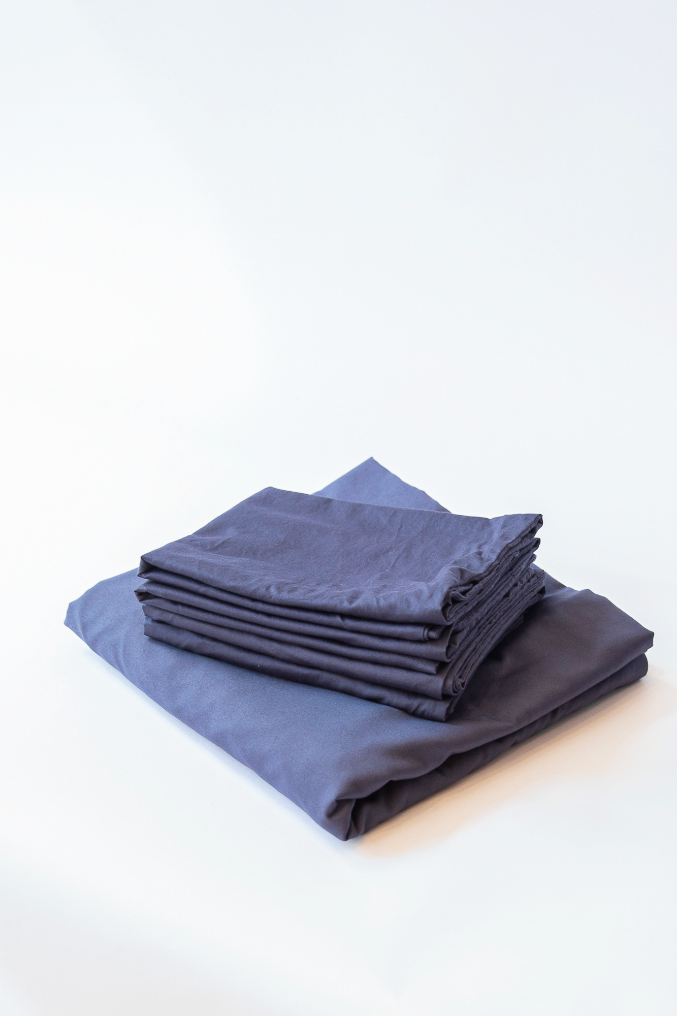 Premium Navy Blue Fitted Sheet - Deep Pocket Elastic Corners, Soft Breathable Fabric - Perfect for Bedrooms, Guest Rooms & Dorm Rooms