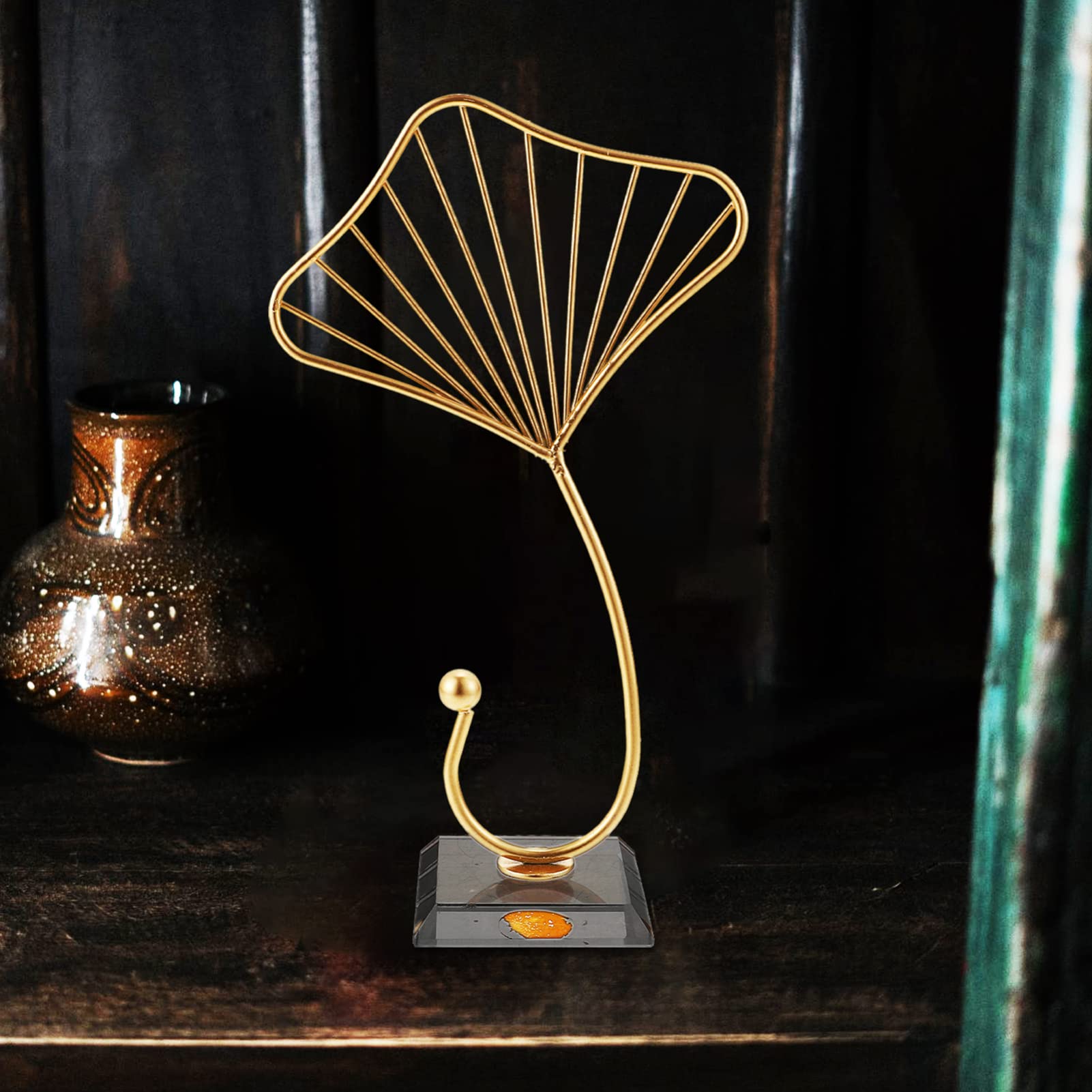 PRETYZOOM Iron Leaves Sculpture - Elegant Metal Home & Office Decor, Desktop Ornament for Living Room, Bedroom, or Workspace Decoration