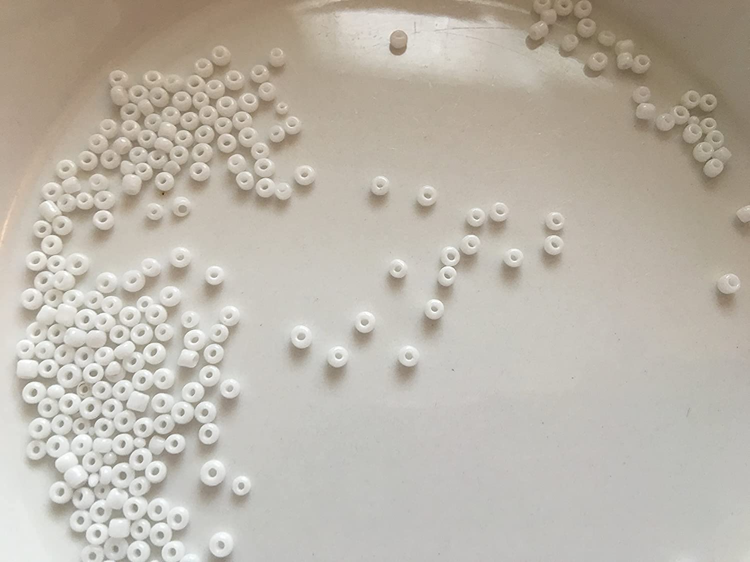 11/0 Seed Beads - 50g (1.76 oz) White Glass Beads for Jewelry Making, DIY Crafts & Embroidery | Perfect for Bracelets, Necklaces & Home Decor