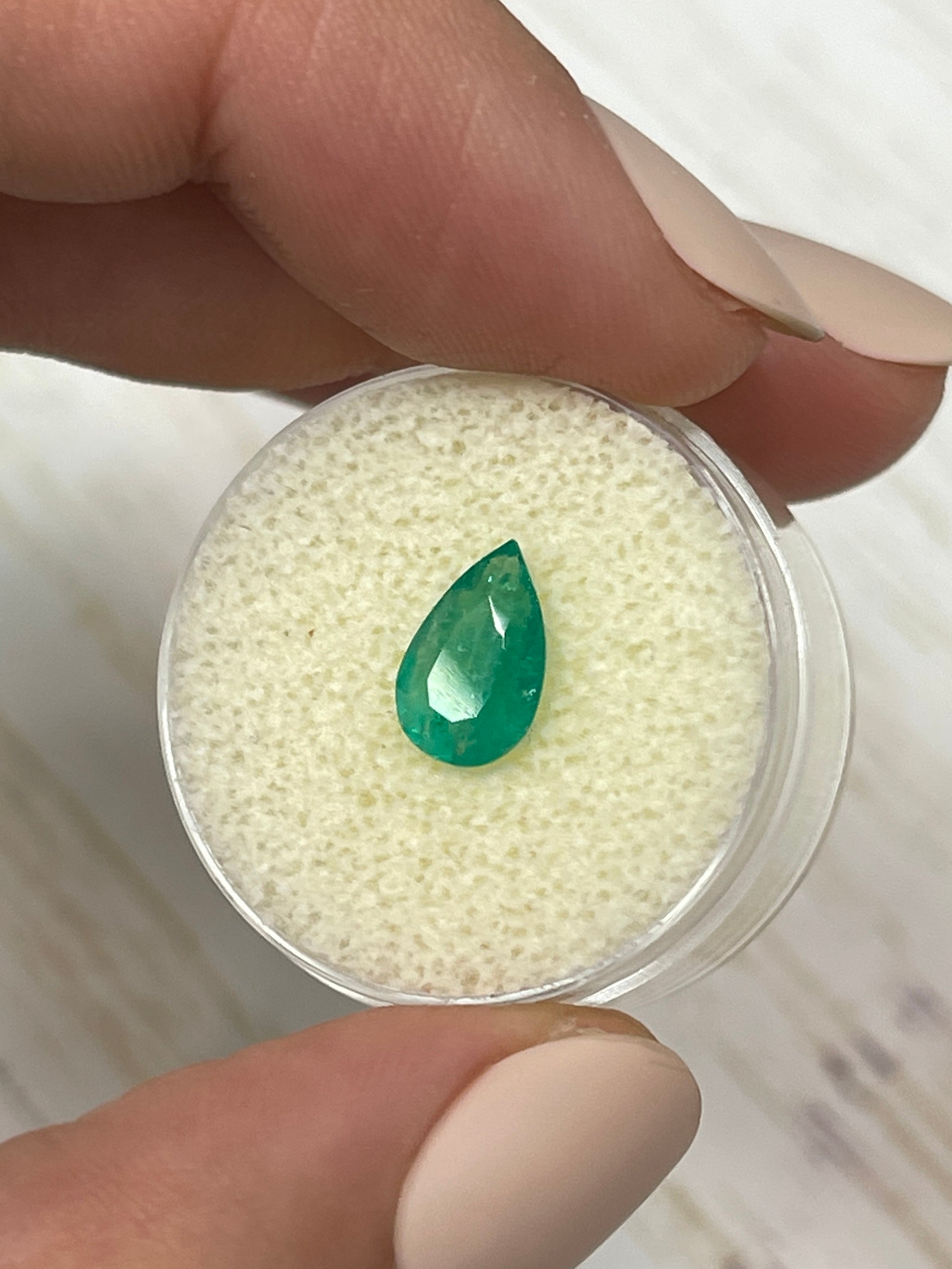 1.32 Carat Natural Loose Colombian Emerald Pear Cut Gemstone for Jewelry Making - Engagement Rings, Necklaces & Earrings
