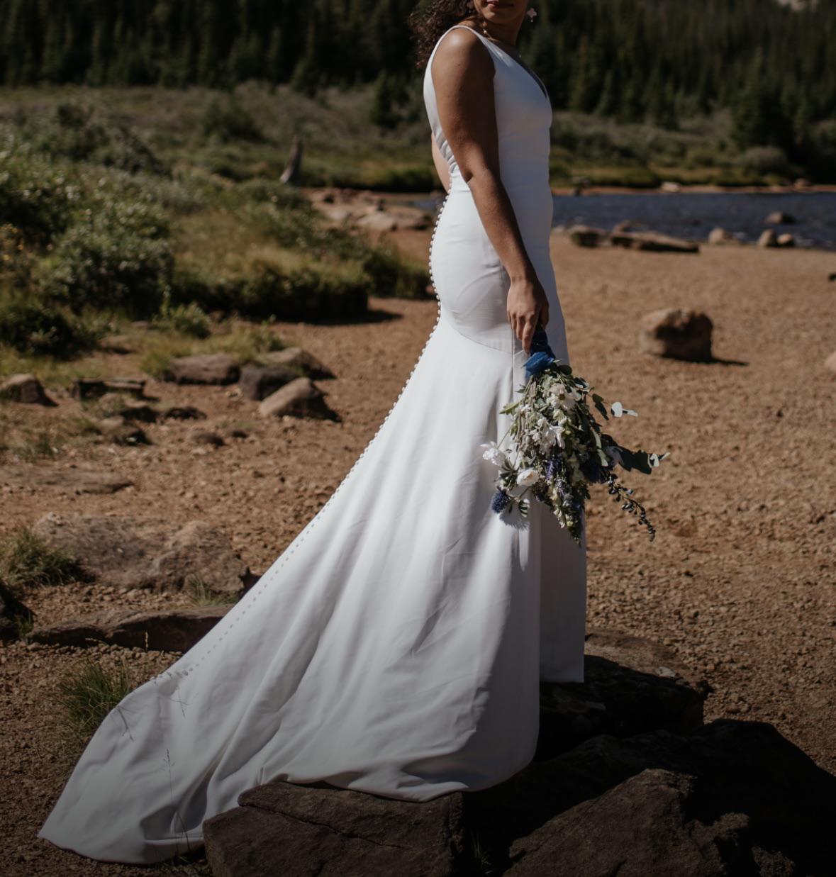 Theia Lynda Gown - Elegant Women's Evening Dress for Weddings, Galas & Special Occasions | Formal Gown with Flattering Silhouette