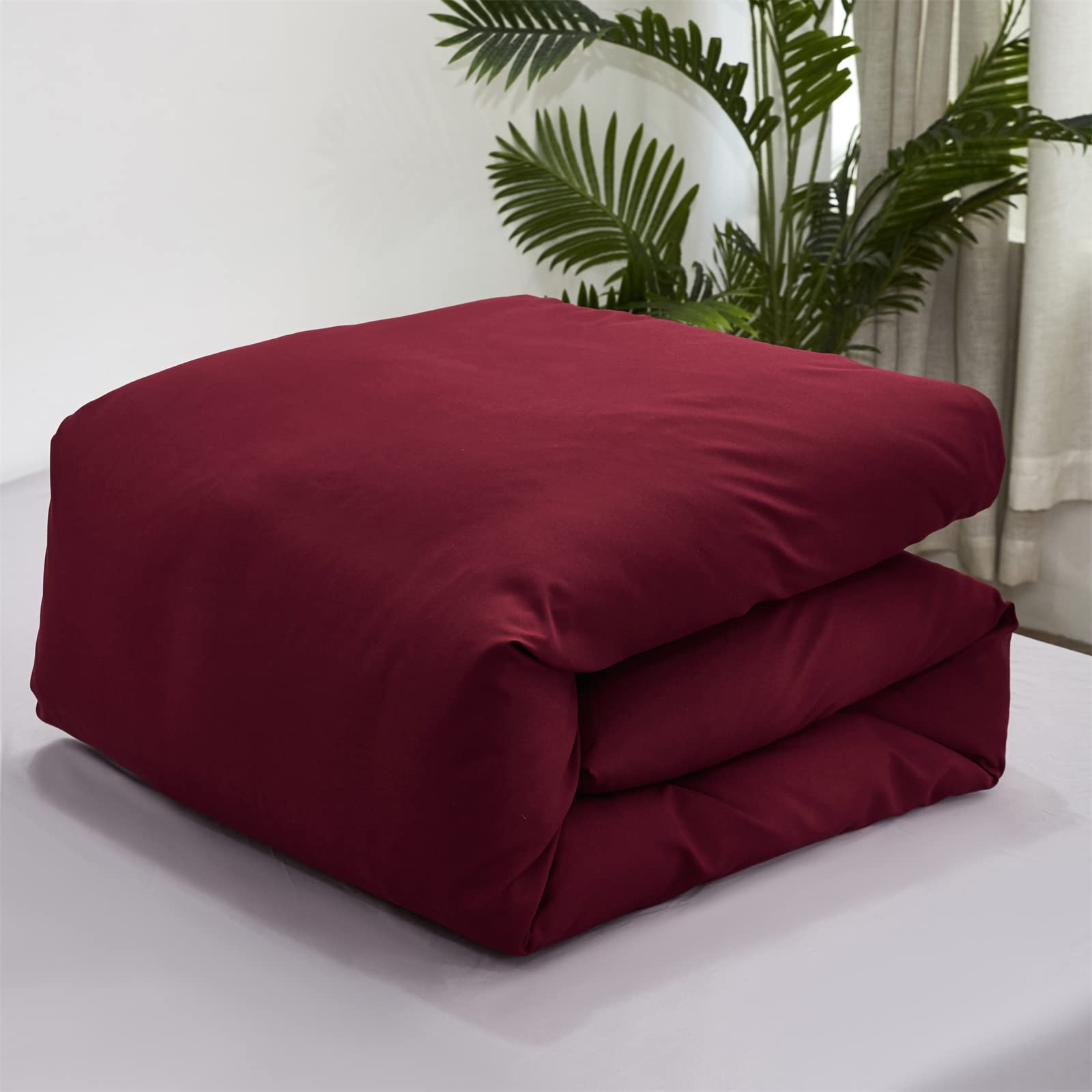 Luxlovery Burgundy Comforter Set - Full Size Dark Red Maroon Bedding Set | Soft Breathable Solid Wine Red Quilt & Blanket | Perfect for Women & Girls Bedroom Decor | Cozy for Winter Nights & Guest Room Styling