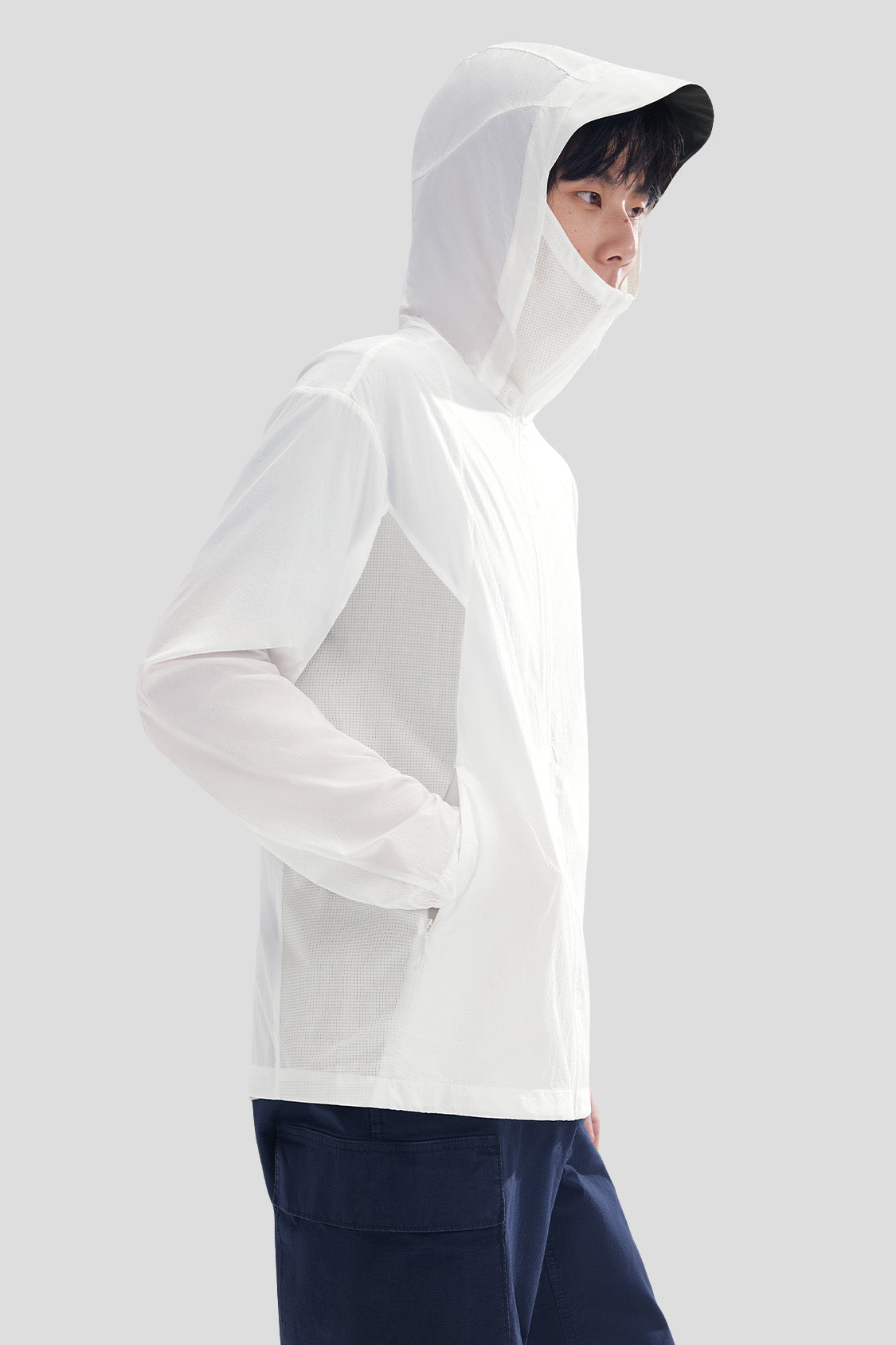 Men's Lightweight Packable Sun Protection Jacket UPF50+ - Breathable Travel & Outdoor Hiking Windbreaker for Summer Adventures