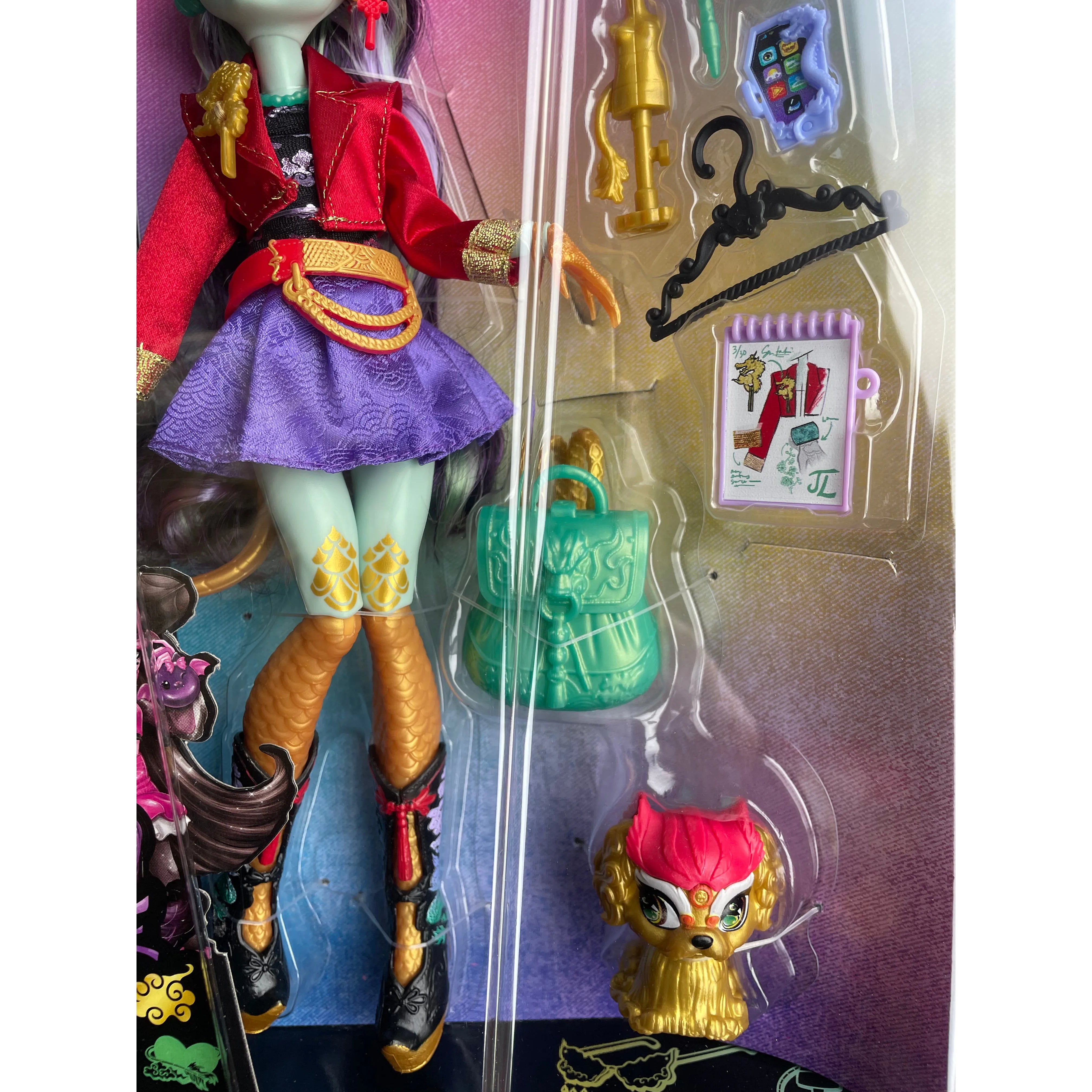 Monster High Jinafire Long Doll - Collectible Fashion Doll with Unique Dragon Design | Perfect for Kids, Collectors, and Halloween Costumes