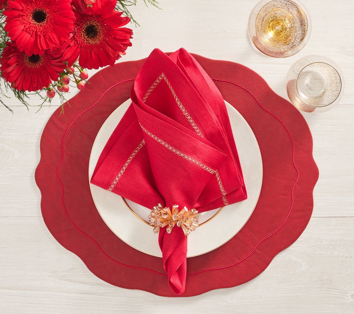 Premium Red Classic Napkins - Set of 4 for Elegant Dining, Parties & Special Occasions