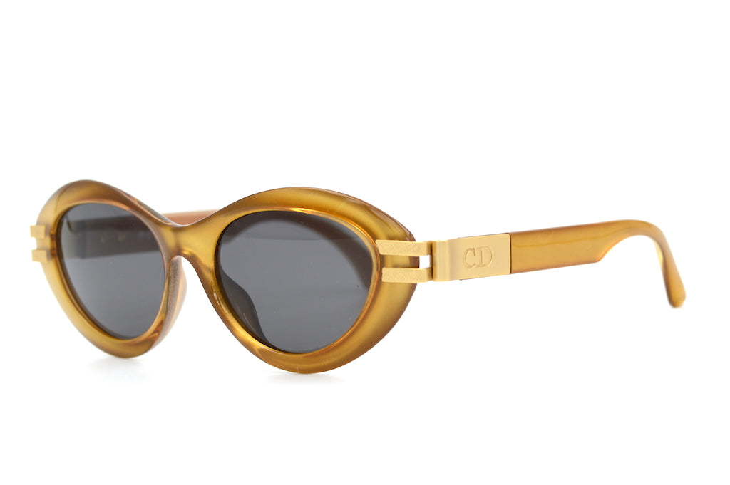 Christian Dior 2905 10 Sunglasses - Luxury Designer Shades for Women | Perfect for Summer, Beach & Outdoor Activities