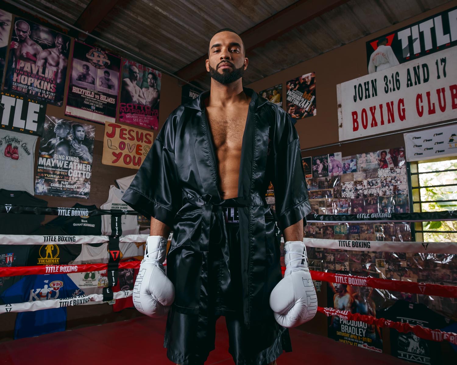 TITLE Boxing Fingertip Training Robe - Premium Boxing & MMA Sparring Gear for Fighters - Perfect for Gym Workouts, Martial Arts Training & Competition