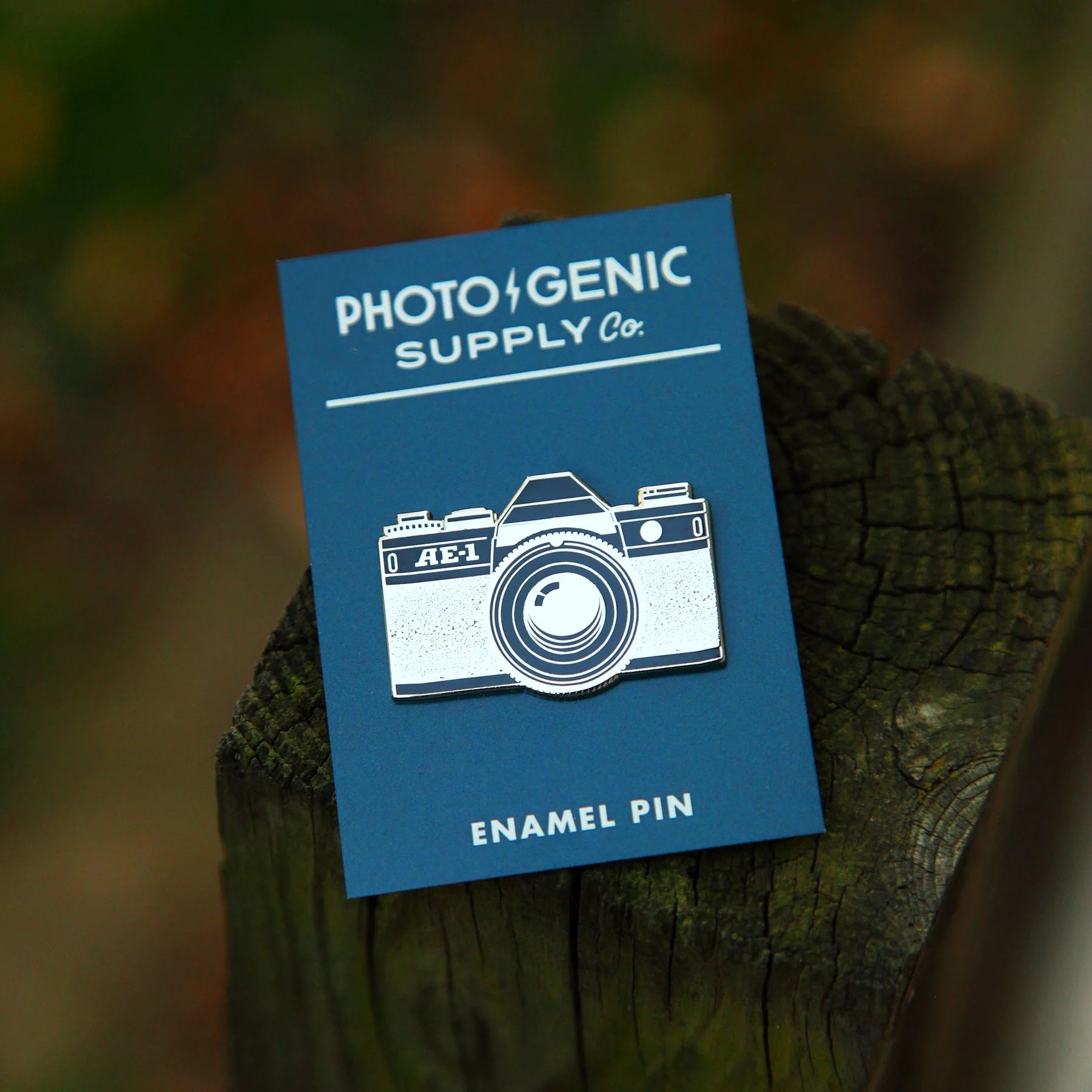 AE 1 Camera Pin in Silver - Vintage Camera Enthusiast Collectible for Photography Lovers - Perfect for Jackets, Bags & Camera Straps