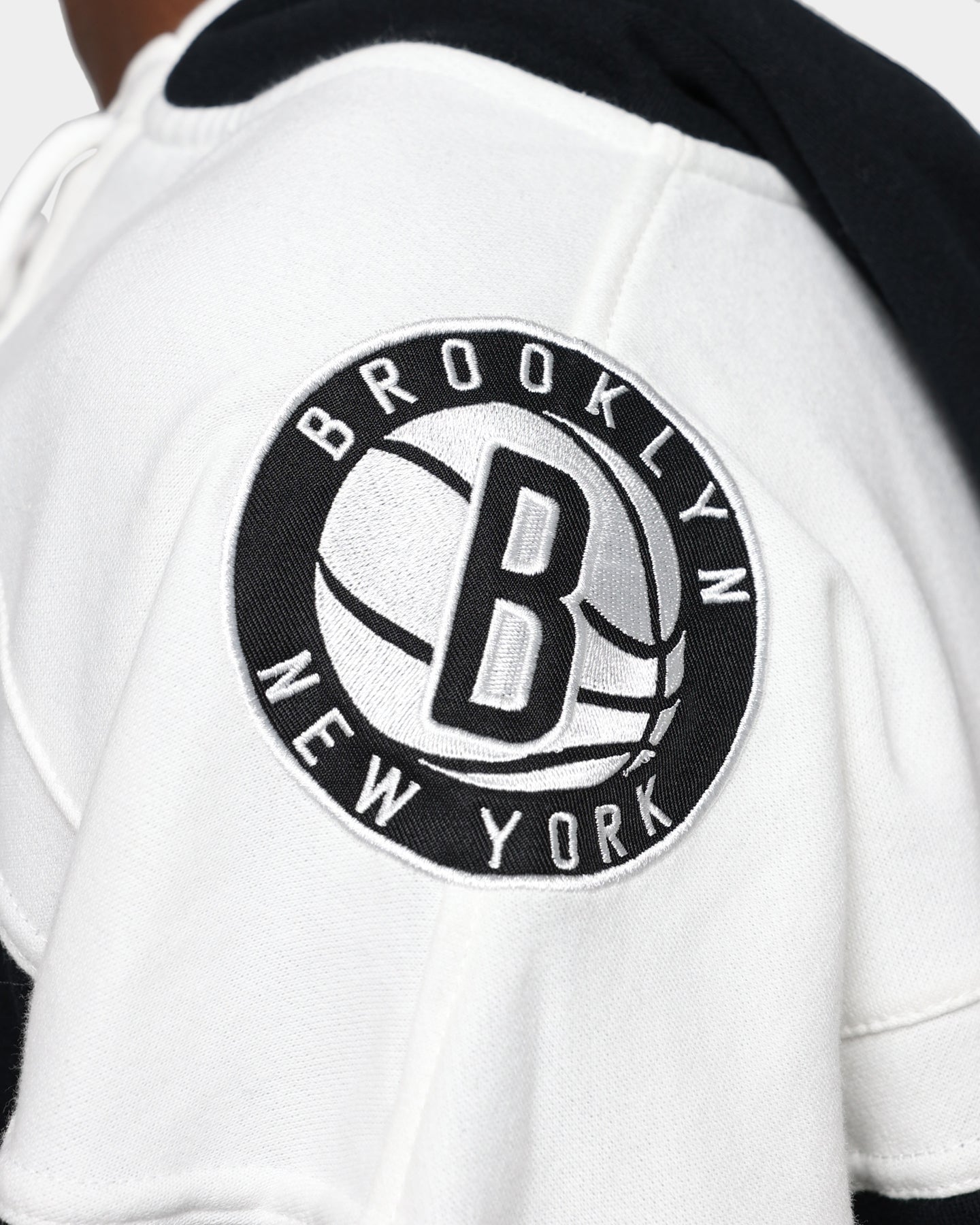 47 Brand Brooklyn Nets Superior Lacer Hoodie - Jet Black NBA Fan Apparel for Men & Women - Perfect for Game Day, Streetwear & Casual Outfits